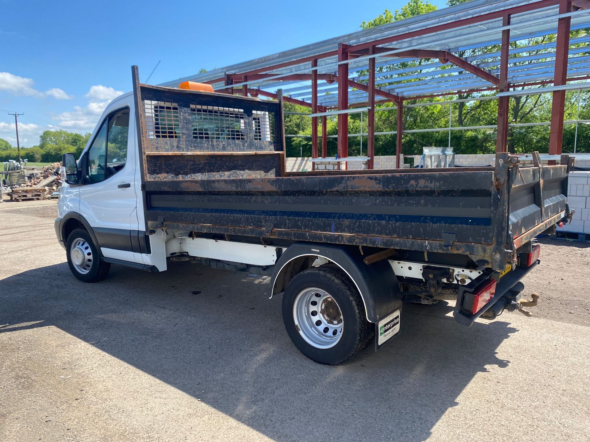 2018/68 FORD TRANSIT 350 WHITE TIPPER, EURO 6, STEEL TIPPING BODY, 2 KEYS *PLUS VAT* - Image 6 of 8