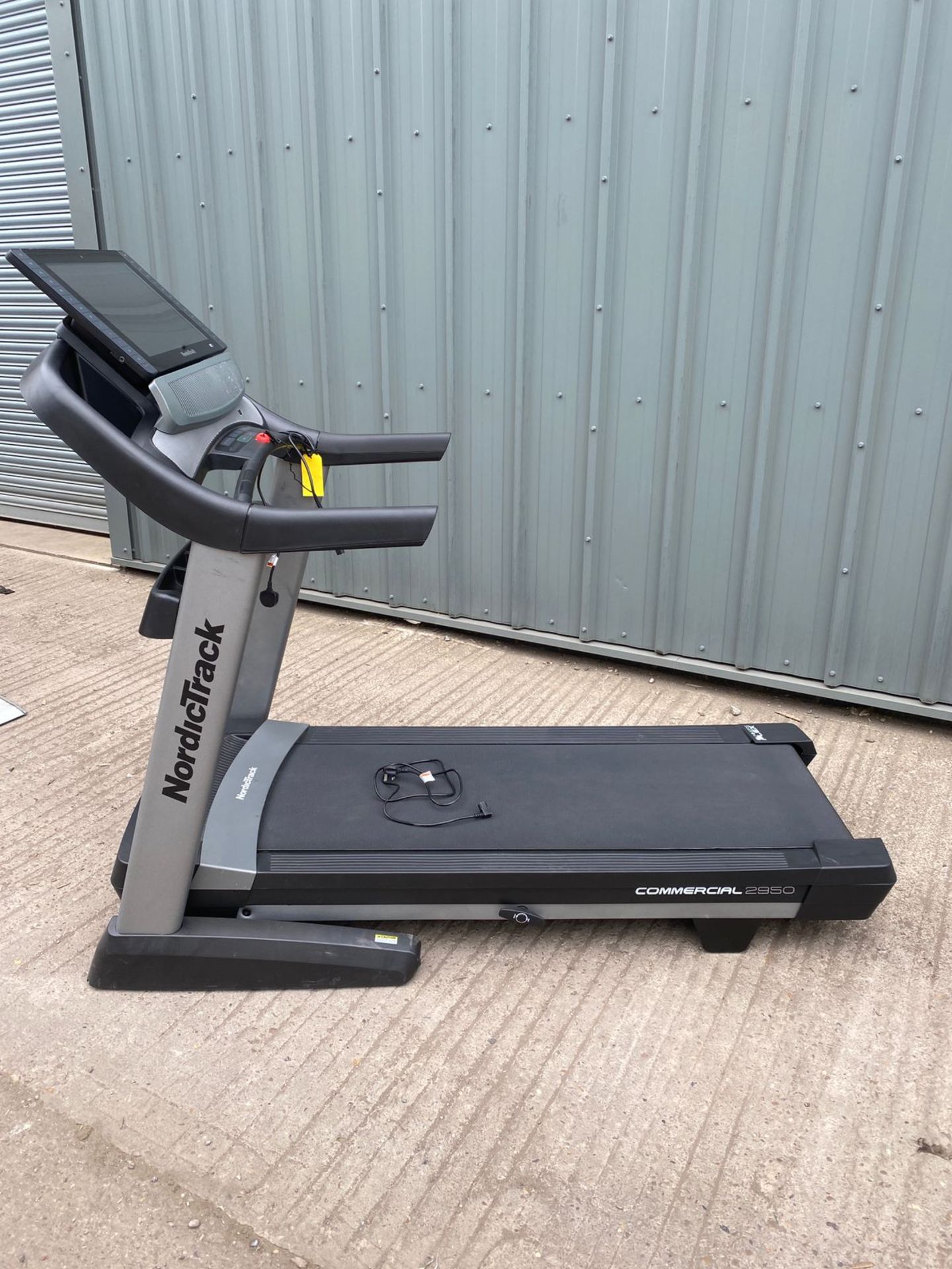 Nordic track 2950 Commercial folding treadmill *PLUS VAT*