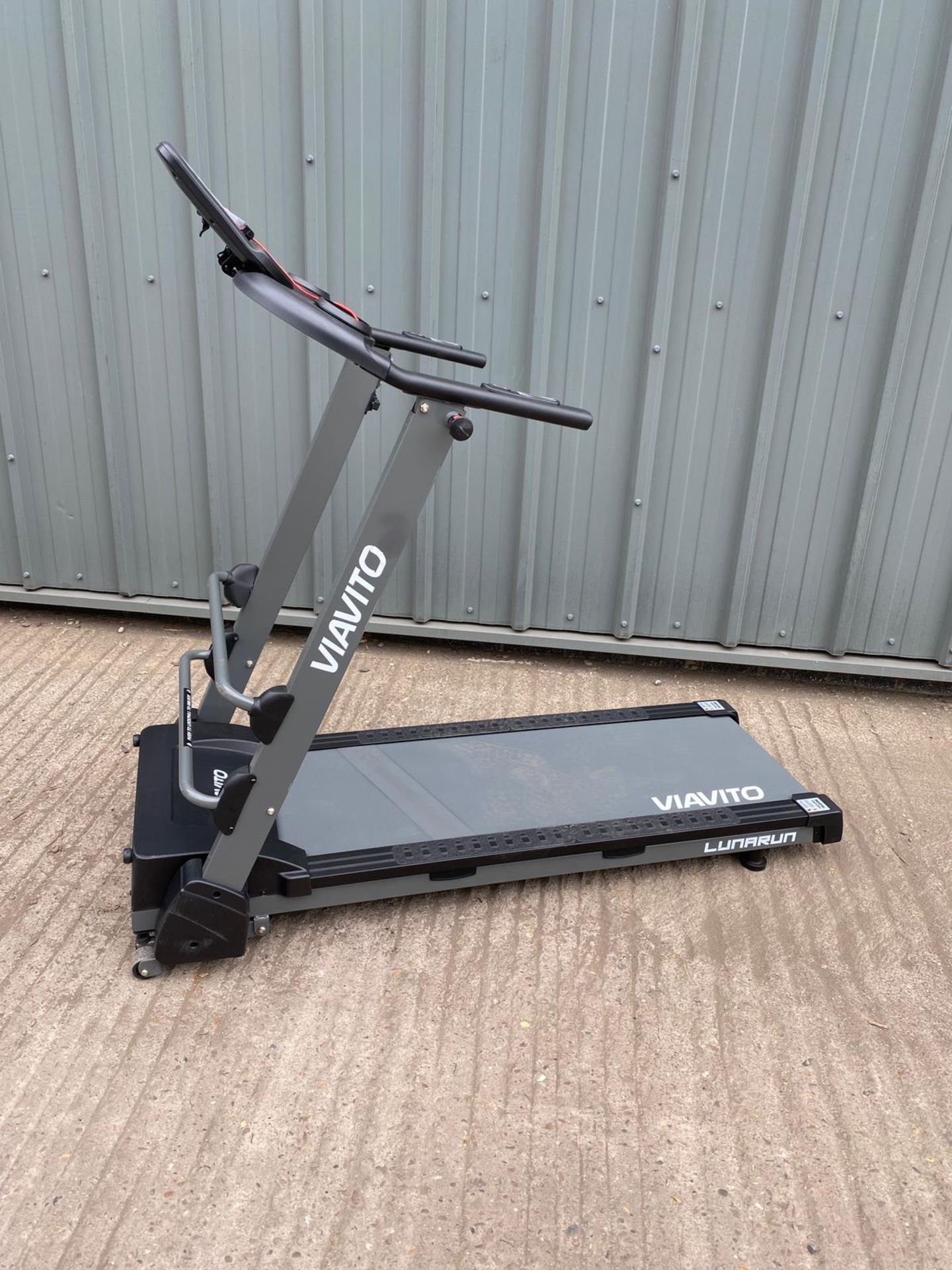 Viavito Luna run folding treadmill *PLUS VAT*