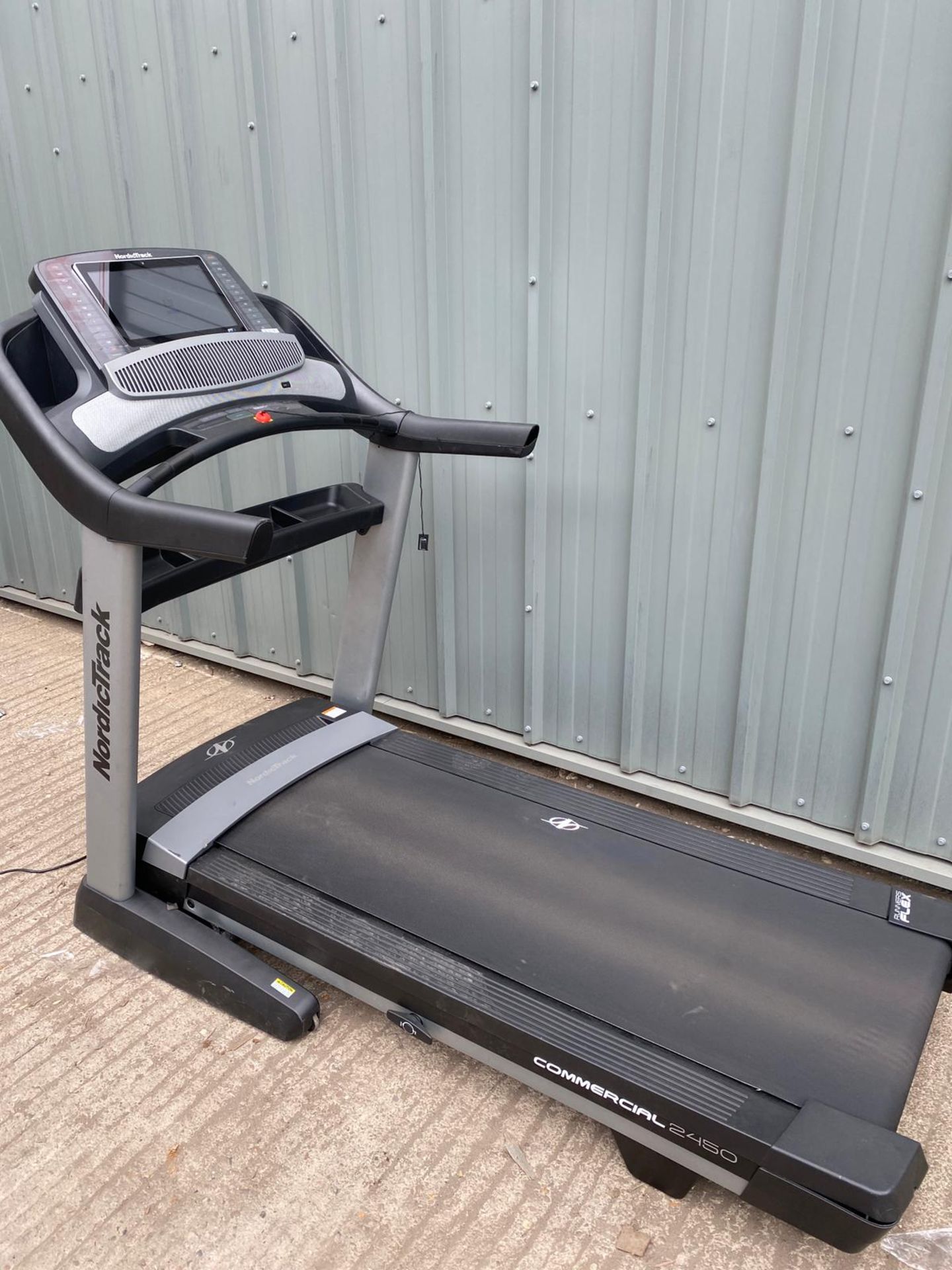 NORDIC TRACK COMMERCIAL 2450 FOLDING TREADMILL *PLUS VAT*