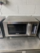 BLIZZARD MICROWAVE 1000W, GOOD WORKING ORDER *NO VAT*