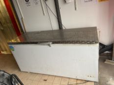 SILVER CHEST FREEZER *NO VAT*