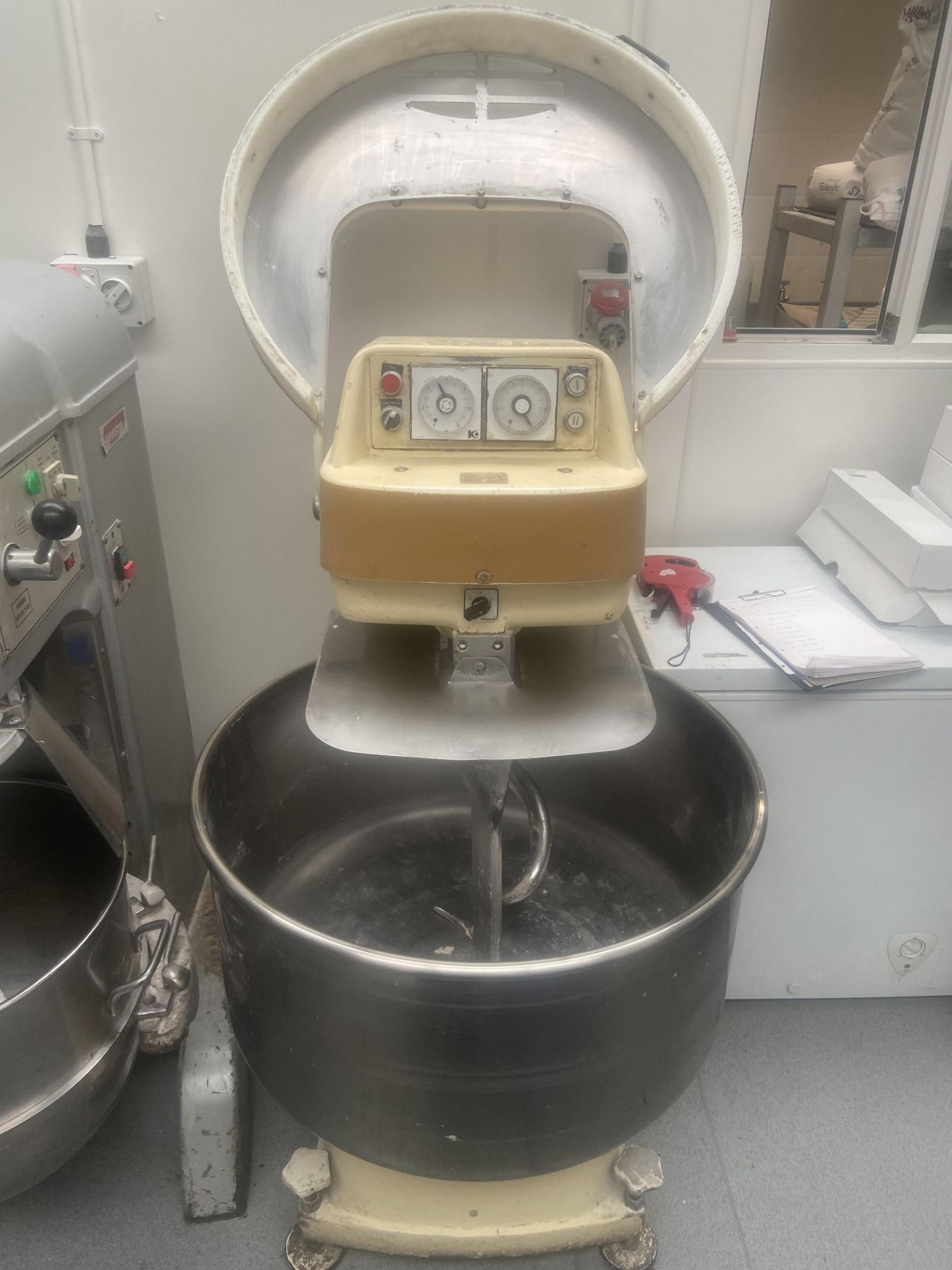 SPIRAL DOUGH MIXER, IN GOOD WORKING ORDER *NO VAT*