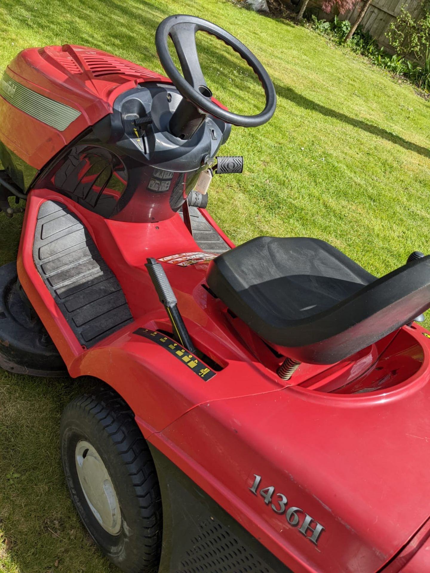 MOUNTFIELD HYDRO 1436H RIDE ON LAWN MOWER "NO VAT" - Image 4 of 4