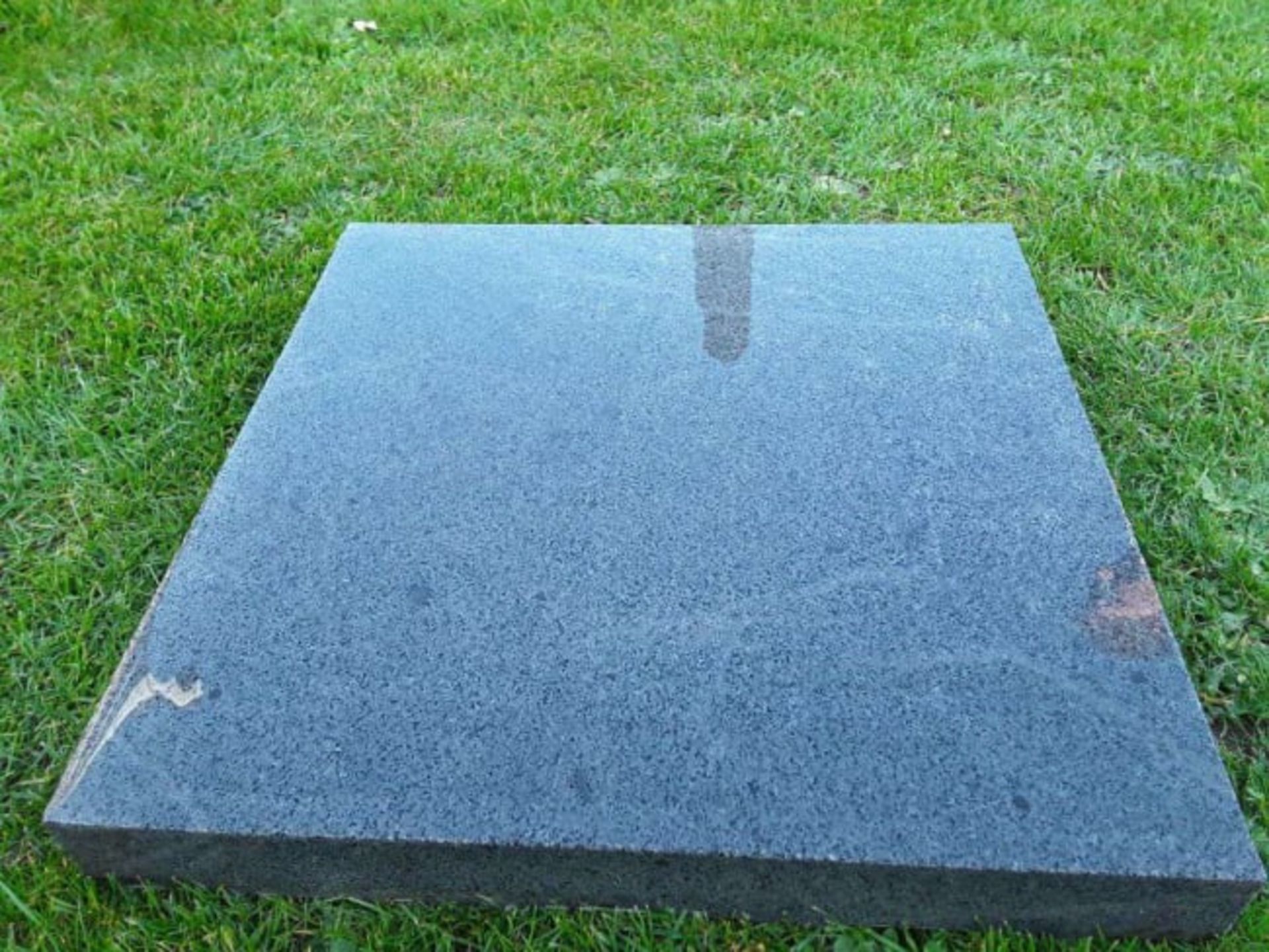 15X CHINESE GRANITE PAVING SLABS *NO VAT* - Image 2 of 3