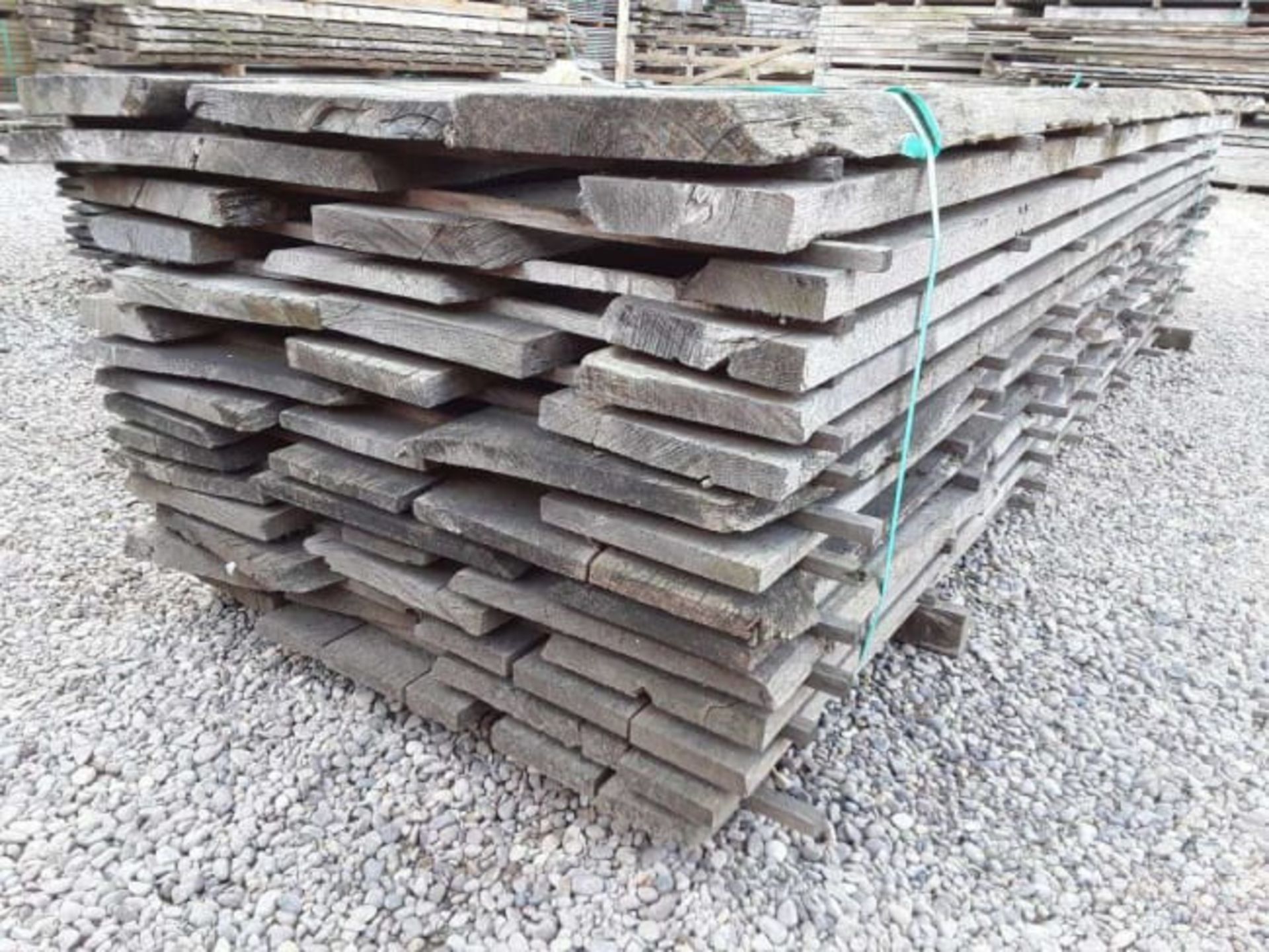 47X HARDWOOD TIMBER AIR DRIED SAWN WANEY EDGE / LIVE EDGE ENGLISH OAK SLABS / BOARDS *NO VAT* - Image 2 of 6