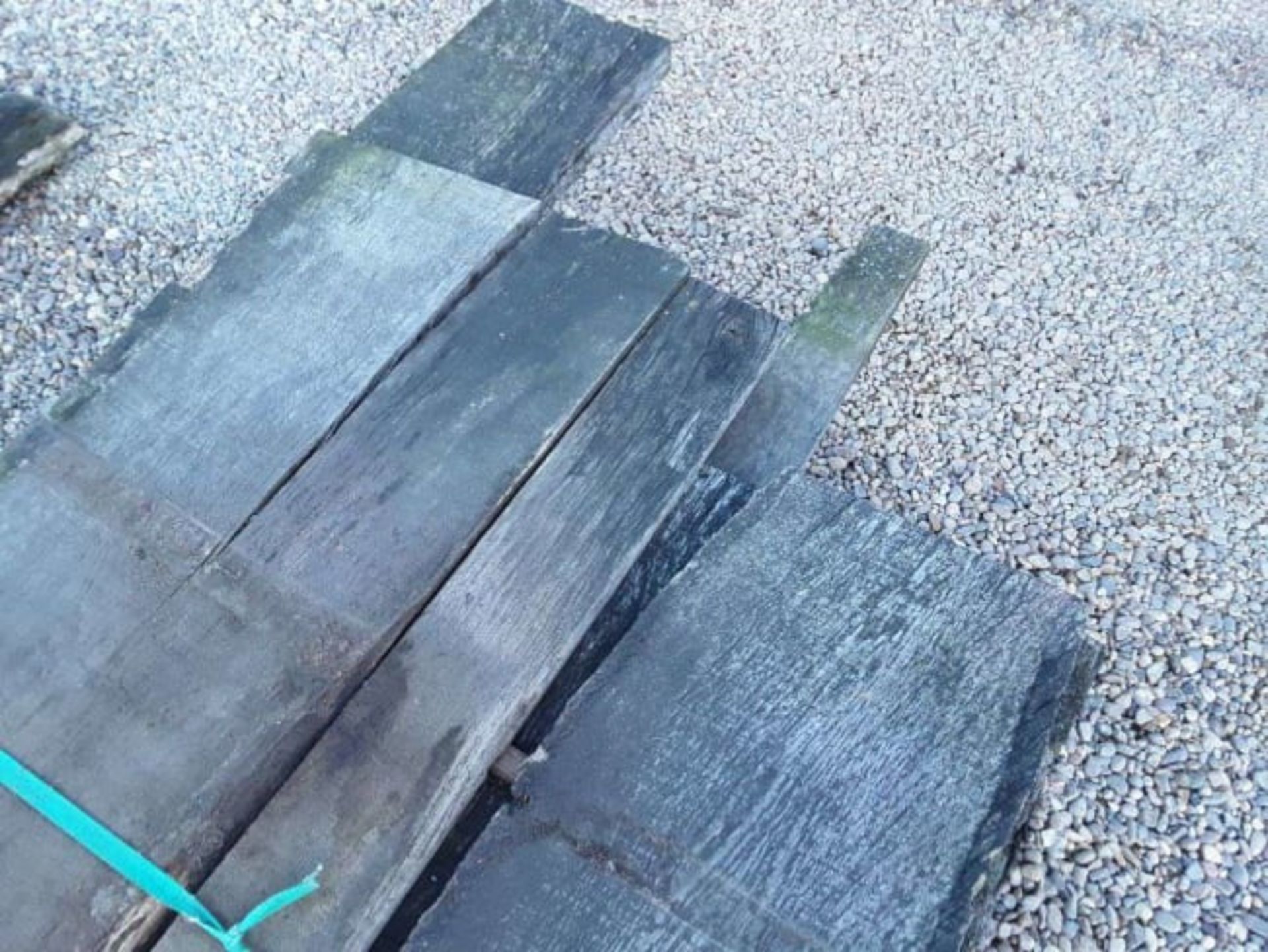 30X HARDWOOD SAWN TIMBER AIR DRIED WANEY EDGE/ SQUARE EDGE ENGLISH OAK BOARDS / SLABS *NO VAT* - Image 5 of 5