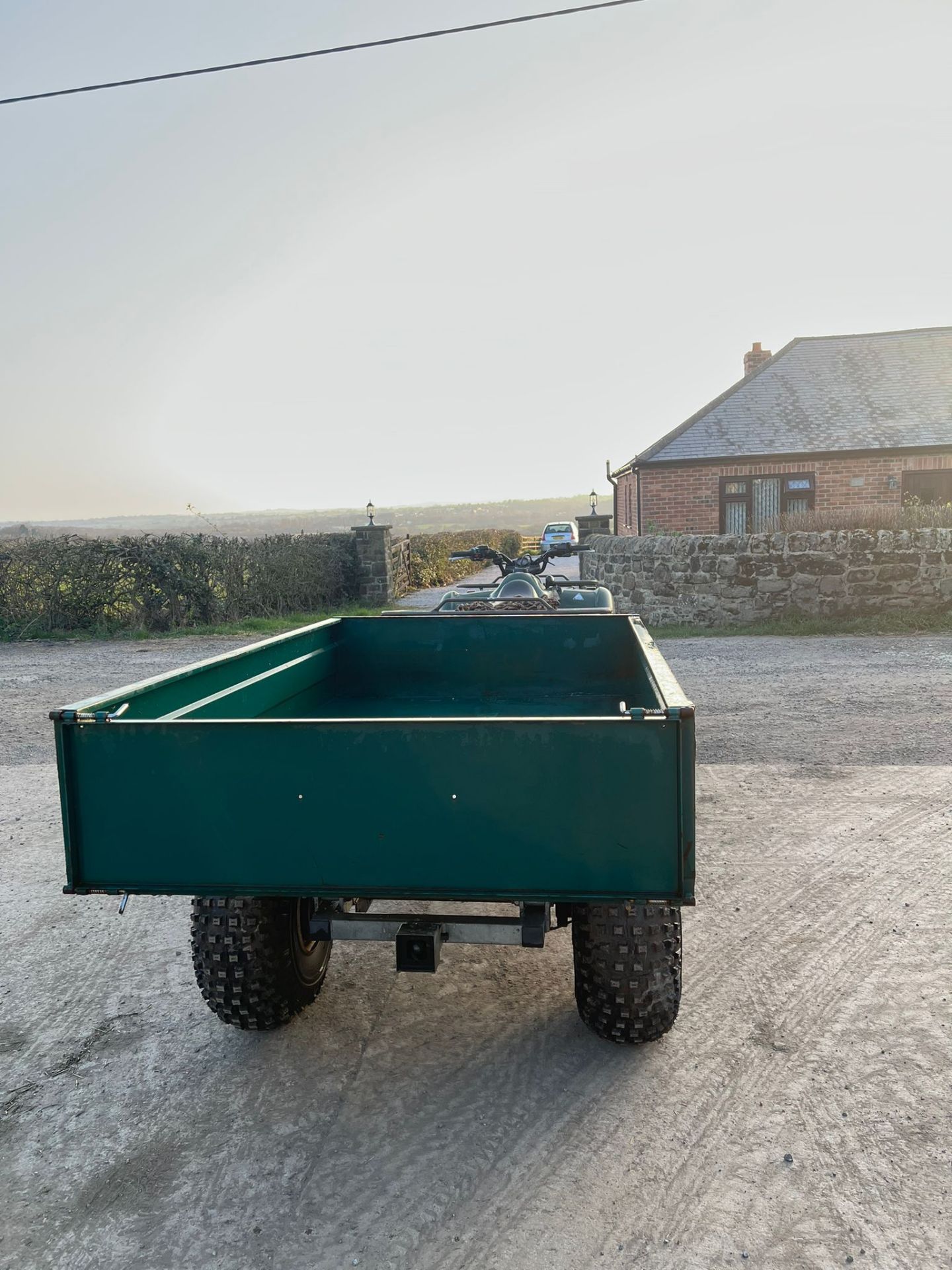 APACHE AGG1100 QUAD TIPPING TRAILER, GOOD TYRES *PLUS VAT* - Image 5 of 6