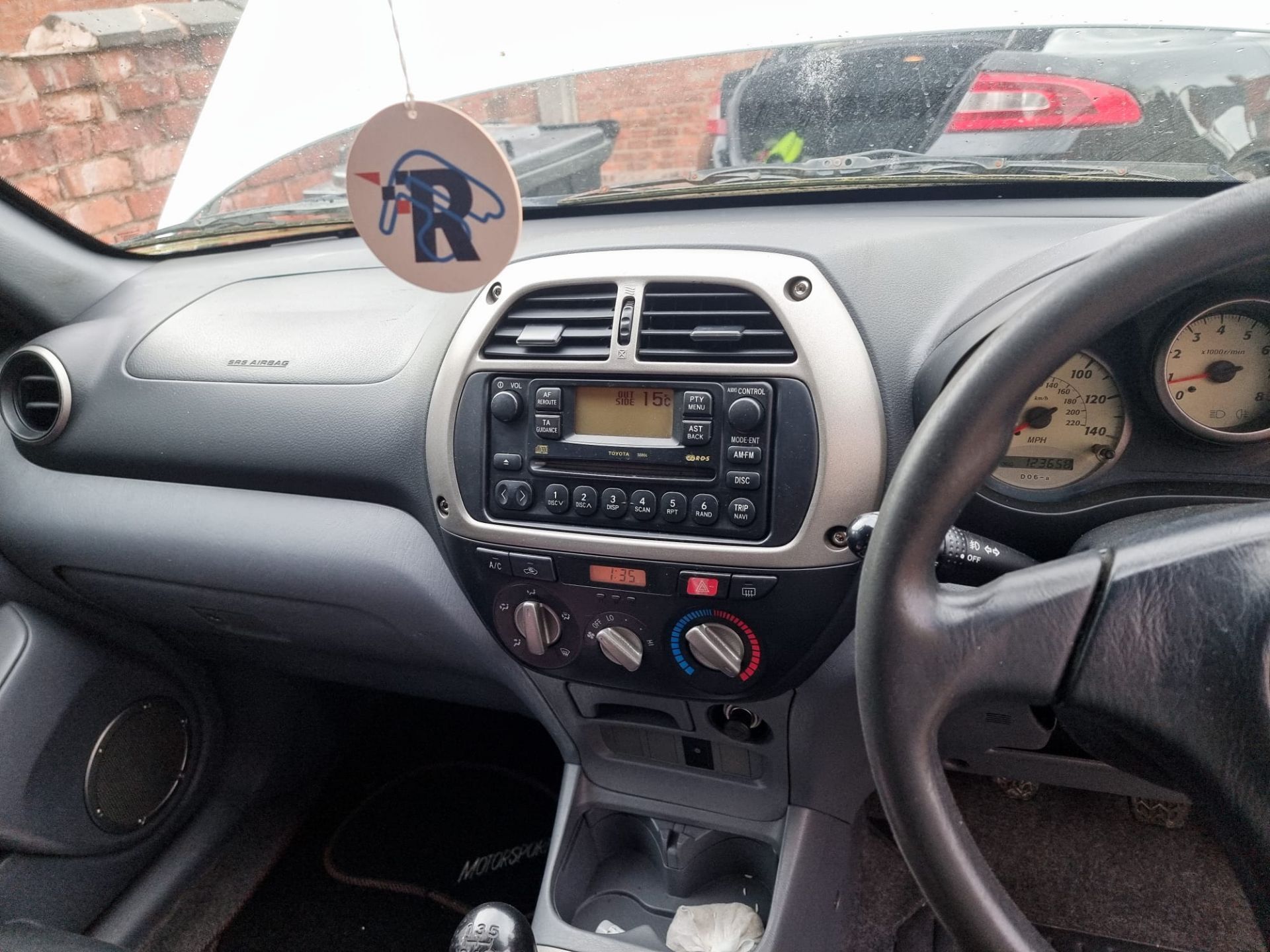 2002 TOYOTA RAV4 GX VVTI SILVER ESTATE, 123,658 MILES, MANUAL *NO VAT* - Image 11 of 16