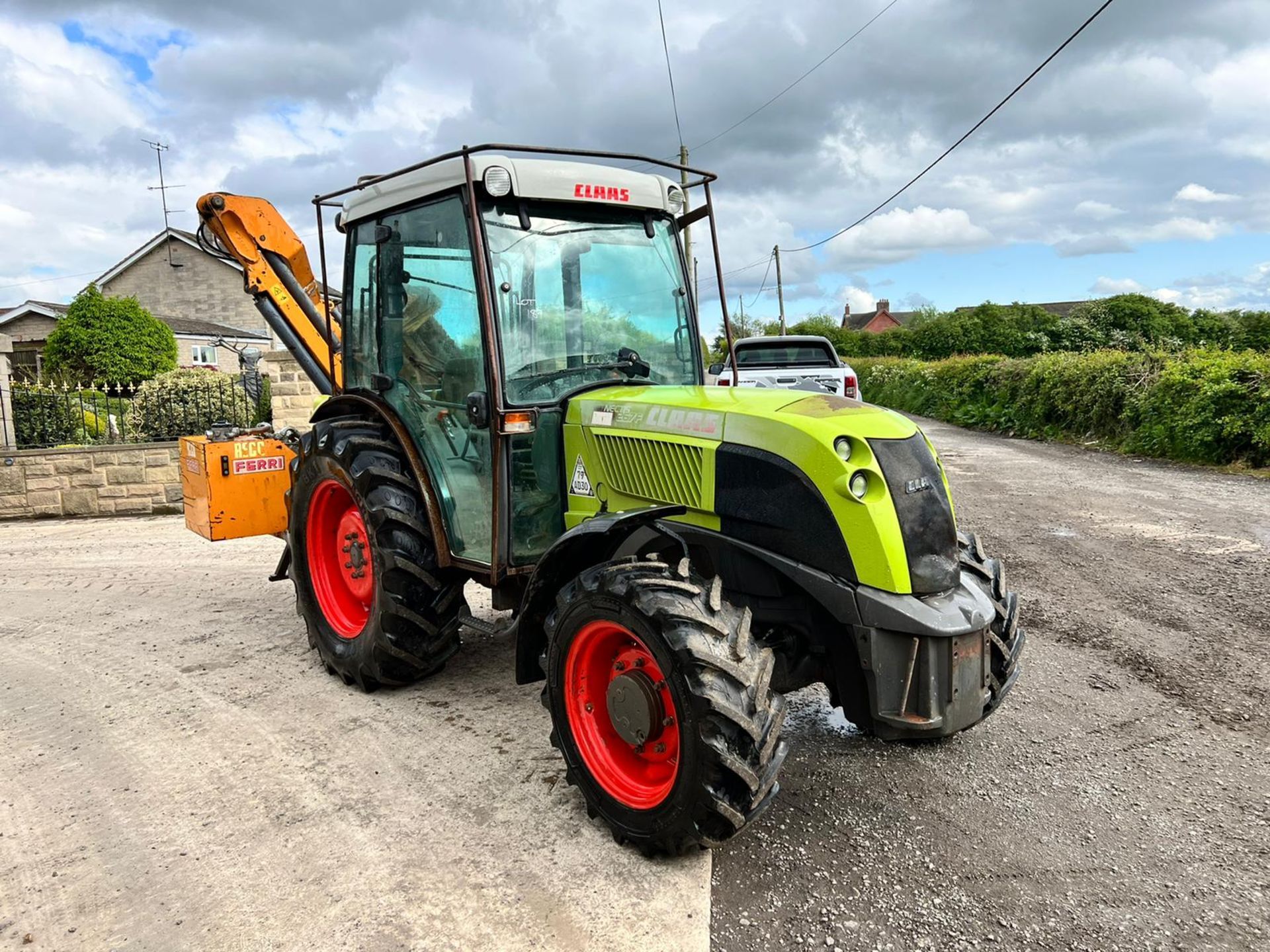 2008 Claas Nectis 267F 97HP 4WD Compact Tractor With Reco Ferri TIG 120 Hedge Cutter *PLUS VAT* - Image 3 of 25