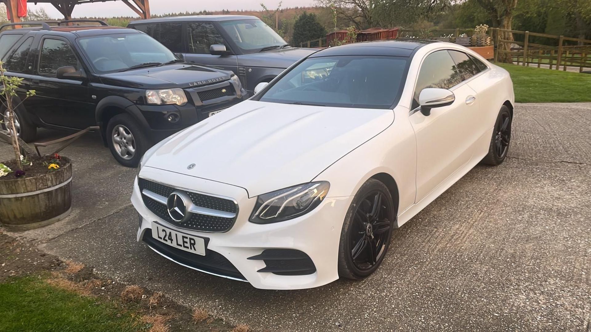 2018 MERCEDES-BENZ E 220 D AMG LINE PREMIUM AUTO WHITE COUPE, 34k miles *NO VAT* - Image 3 of 14