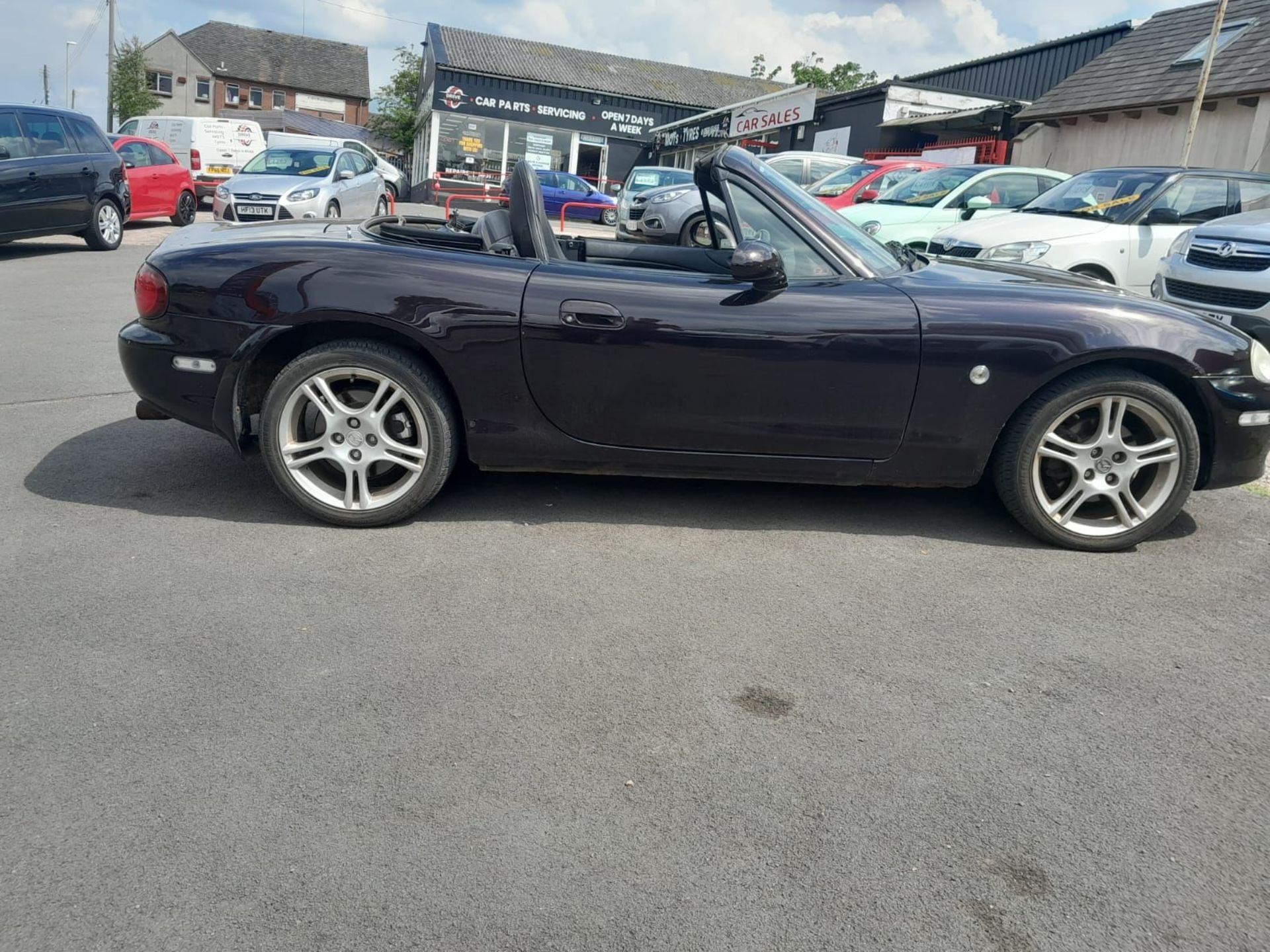 2005 MAZDA MX-5 S-VT SPORT MAROON CONVERTIBLE *NO VAT* - Image 2 of 8