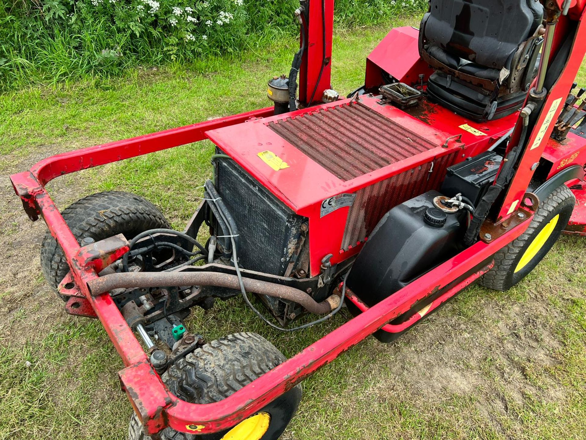 2006 Gianni Ferrari 35HP 4WD Diesel High Tip Mower, Runs Drives Cuts And Collects "PLUS VAT" - Image 13 of 16