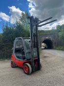 LINDE 2.5 TON DIESEL FORKLIFT, 2 STAGE MAST, RUNS DRIVES LIFTS *PLUS VAT*