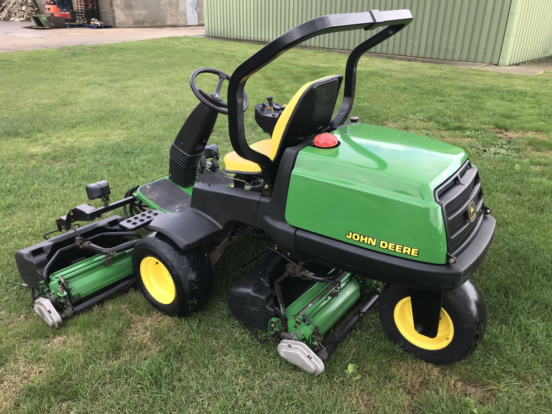 JOHN DEERE 2500 DIESEL COMMERICAL MOWER, 1600 HOURS *PLUS VAT* - Image 4 of 7