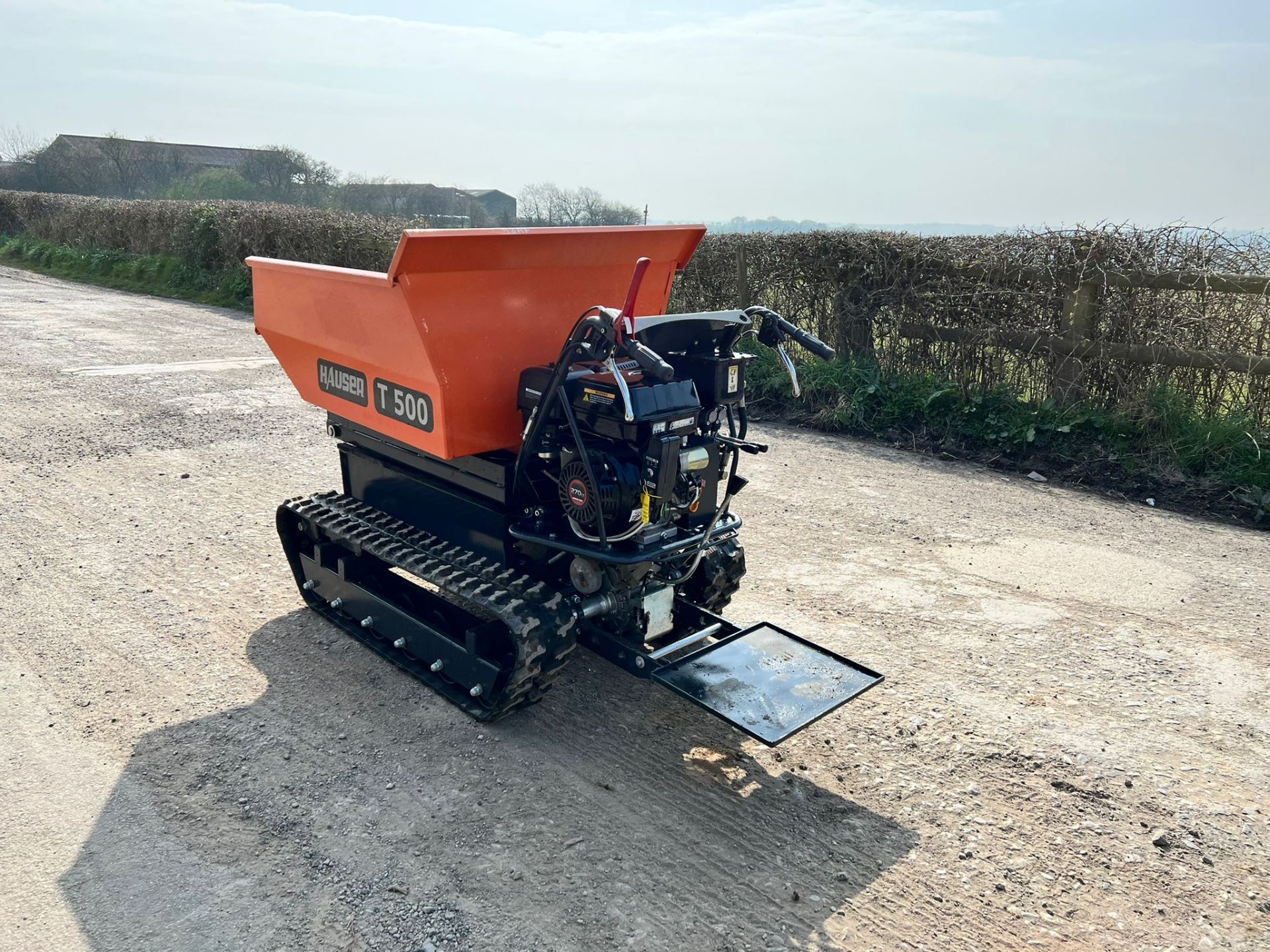 New And Unused Hauser T500 Stand On/Walk Behind Tracked Dumper *PLUS VAT* - Image 5 of 11