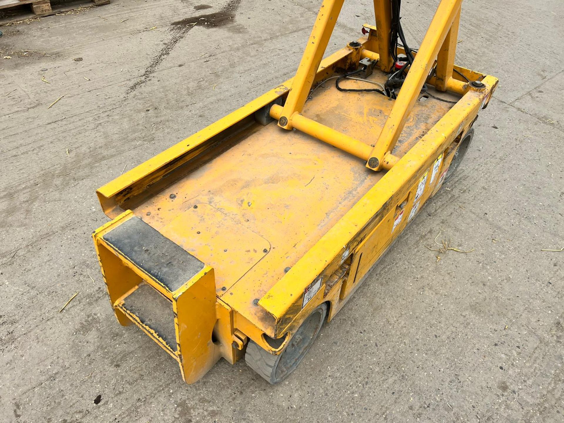 2011 HAULOTTE OPTIMUM 8 ELECTRIC SCISSOR LIFT *PLUS VAT* - Image 17 of 20