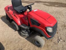 MOUNTFIELD 1436M RIDE ON MOWER AND COLLECTOR, RUNS AND MOWS, NEEDS NEW RUBBER V BELT *NO VAT*