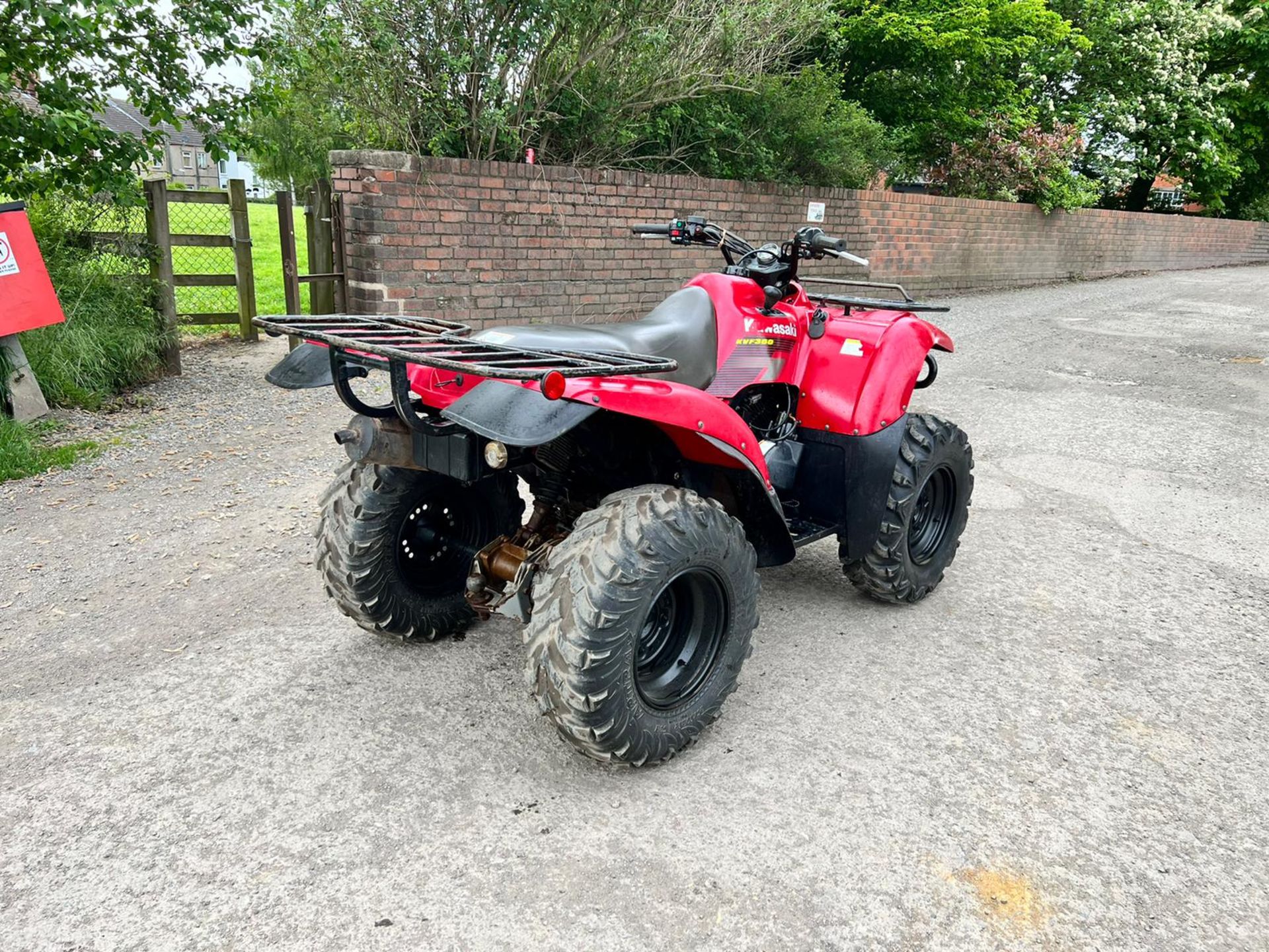 Kawasaki KVF360 4WD Farm Quad Bike, Runs And Drives *PLUS VAT* - Image 4 of 16