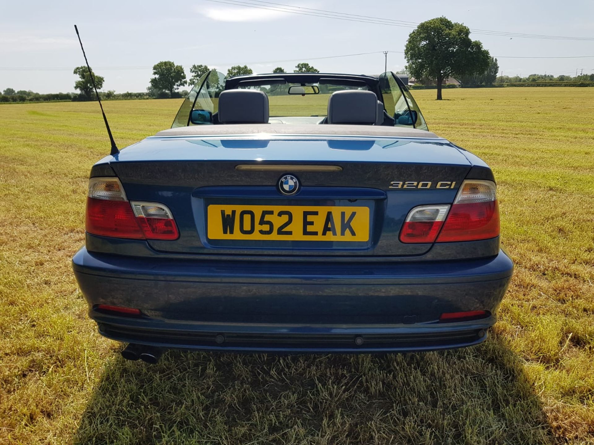 2002/52 BMW 320CI AUTO BLUE CONVERTIBLE, FULL SERVICE HISTORY, 2 KEYS *NO VAT* - Image 8 of 55