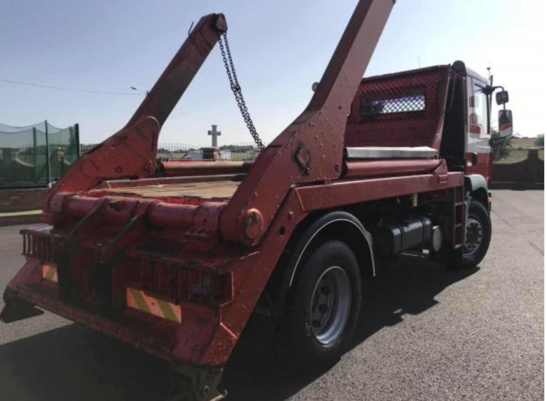 2007 MAN 18 TON SKIP LOADER HYVA EXTENDING ARMS, GOOD CONDITION, 18633.0km, 8 SPEED MANUAL *PLUS VAT - Image 4 of 12