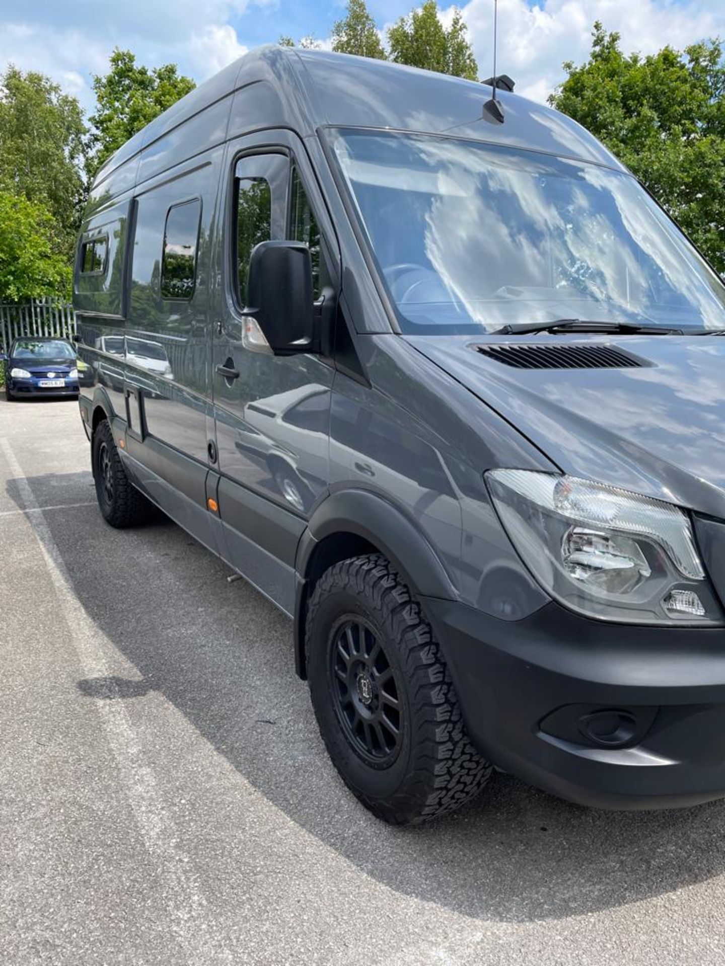 2015 MERCEDES-BENZ SPRINTER 313 CDI 2 BERTH CONVERTED OFF GRID CAMPERVAN *NO VAT* - Image 2 of 40