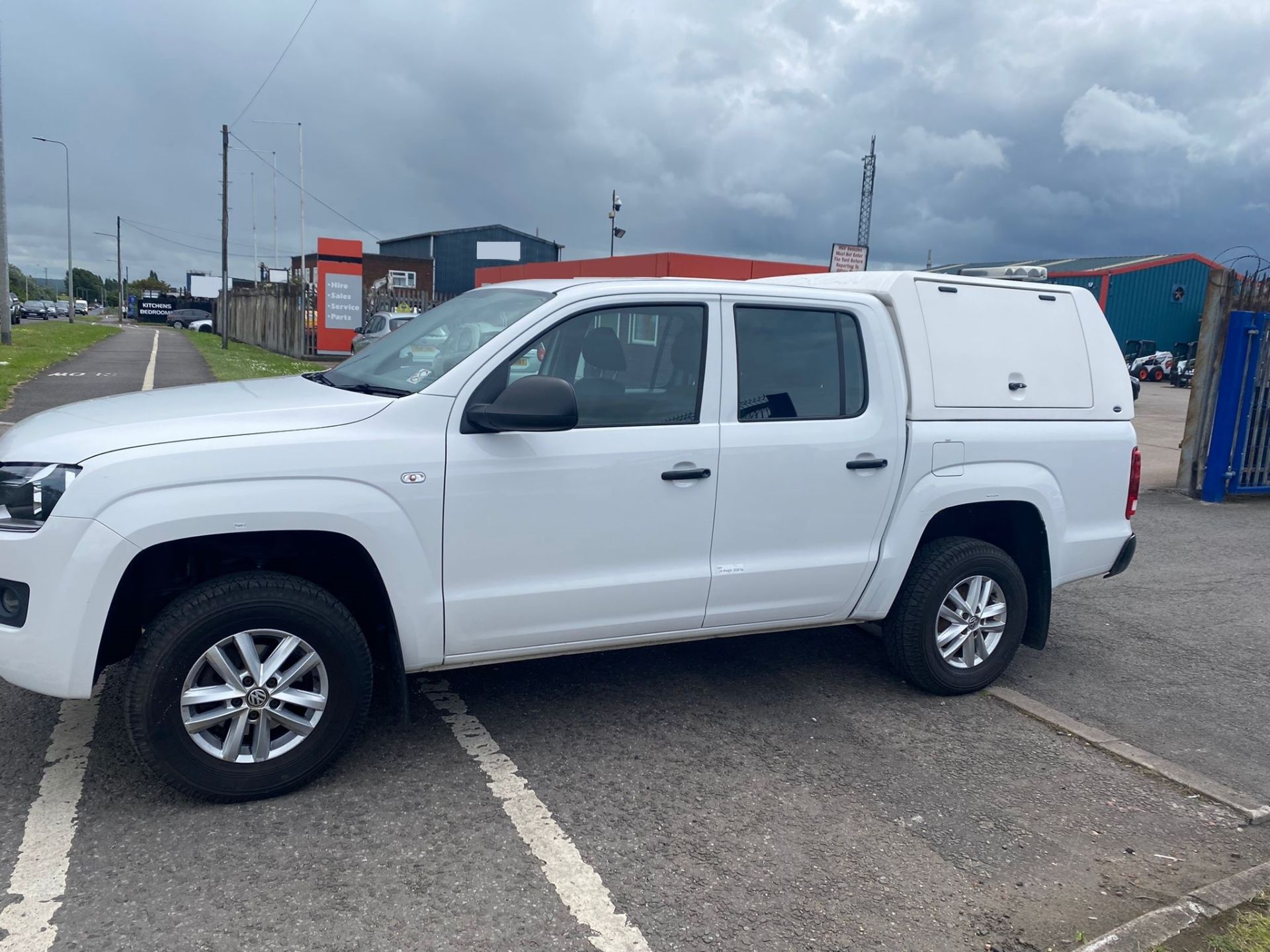 2015/65 VOLKSWAGEN AMAROK STARTLINE TDI4MOTION DC WHITE PICK UP *PLUS VAT* - Image 7 of 9