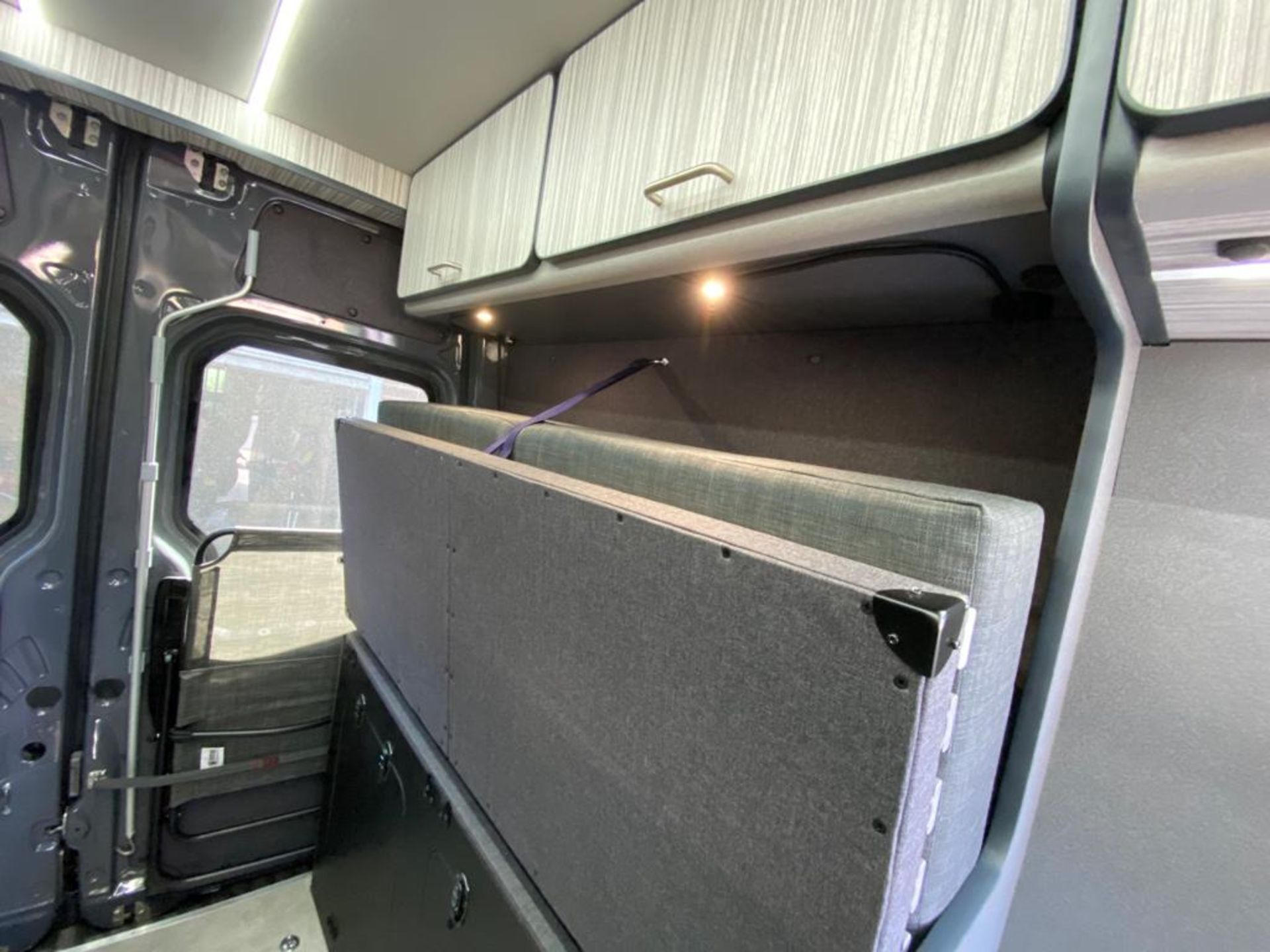 2015 MERCEDES-BENZ SPRINTER 313 CDI 2 BERTH CONVERTED OFF GRID CAMPERVAN *NO VAT* - Image 13 of 40