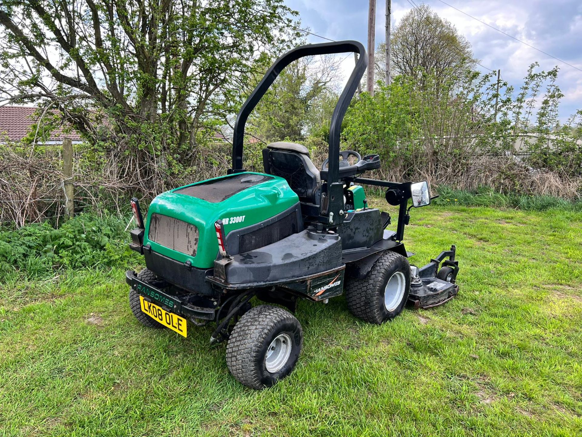 2008 Ransomes HR3300T 4WD Ride On Mower, Runs Drives And Cuts *PLUS VAT* - Image 4 of 12