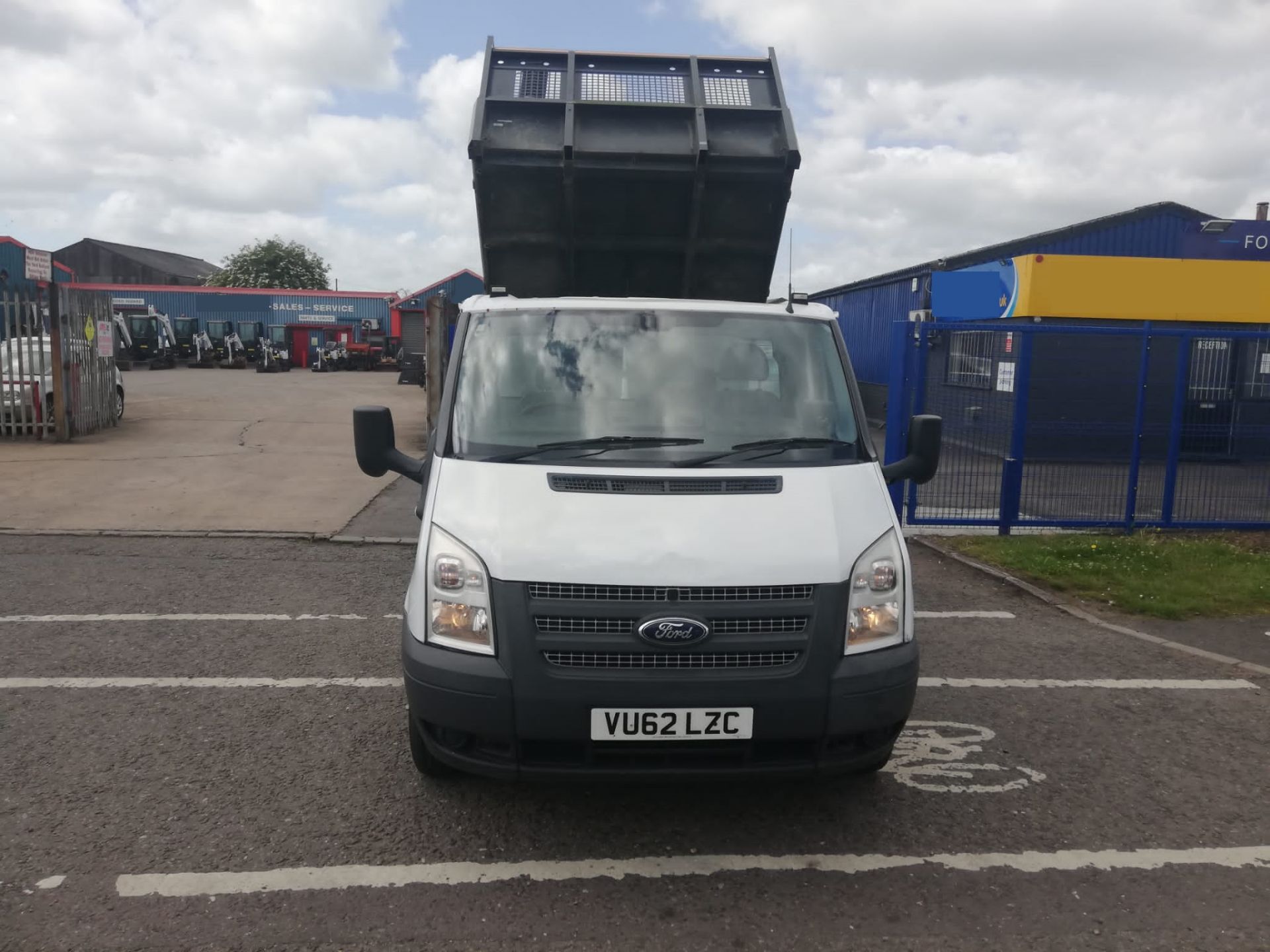 2012/62 FORD TRANSIT 100 T350 RWD WHITE TIPPER *PLUS VAT* - Image 2 of 8