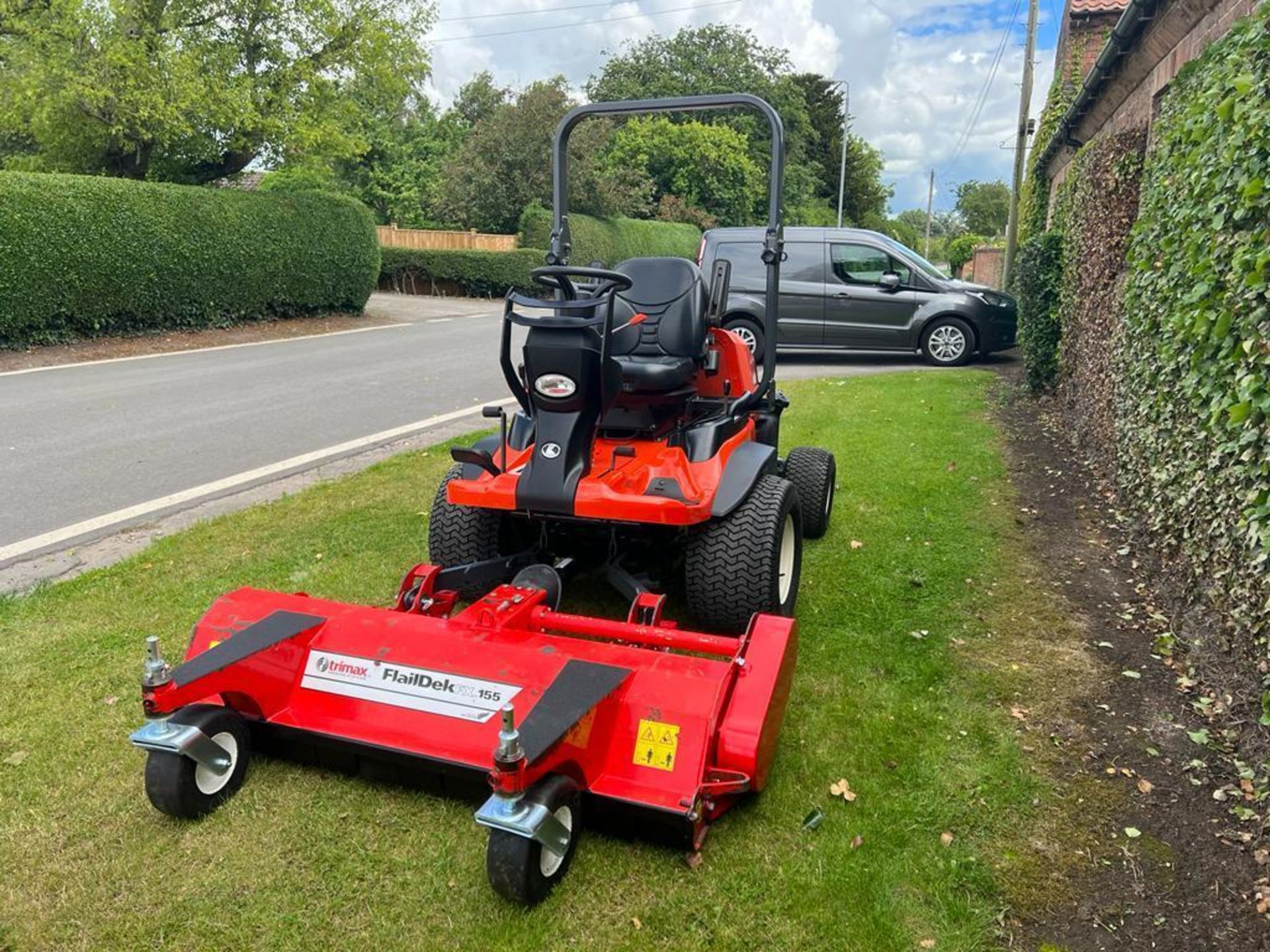 KUBOTA F3890 & TRIMAX FX155 FLAIL MOWER, PURCHASED NEW FEB 2021, ONLY 387 HOURS *PLUS VAT* - Image 3 of 8