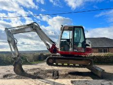 2015 TAKEUCHI TB290 8.5 TON EXCAVATOR, RUNS DRIVES AND DIGS, SHOWING A LOW 6010 HOURS *PLUS VAT*