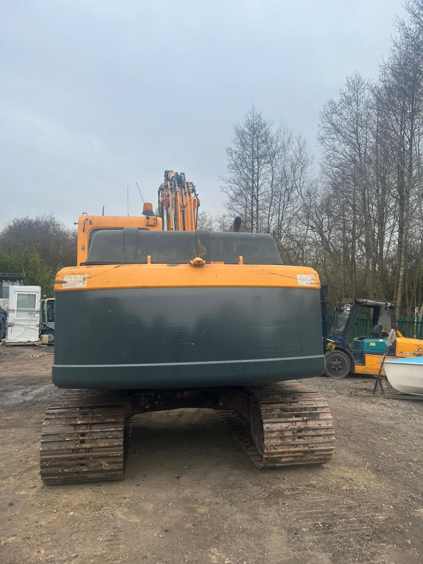 HYUNDAI ROBEX 140LC-9A 14 TON EXCAVATOR, RUNS WORKS AND DIGS, QIUCK HITCH, YEAR 2015 *PLUS VAT* - Image 5 of 12