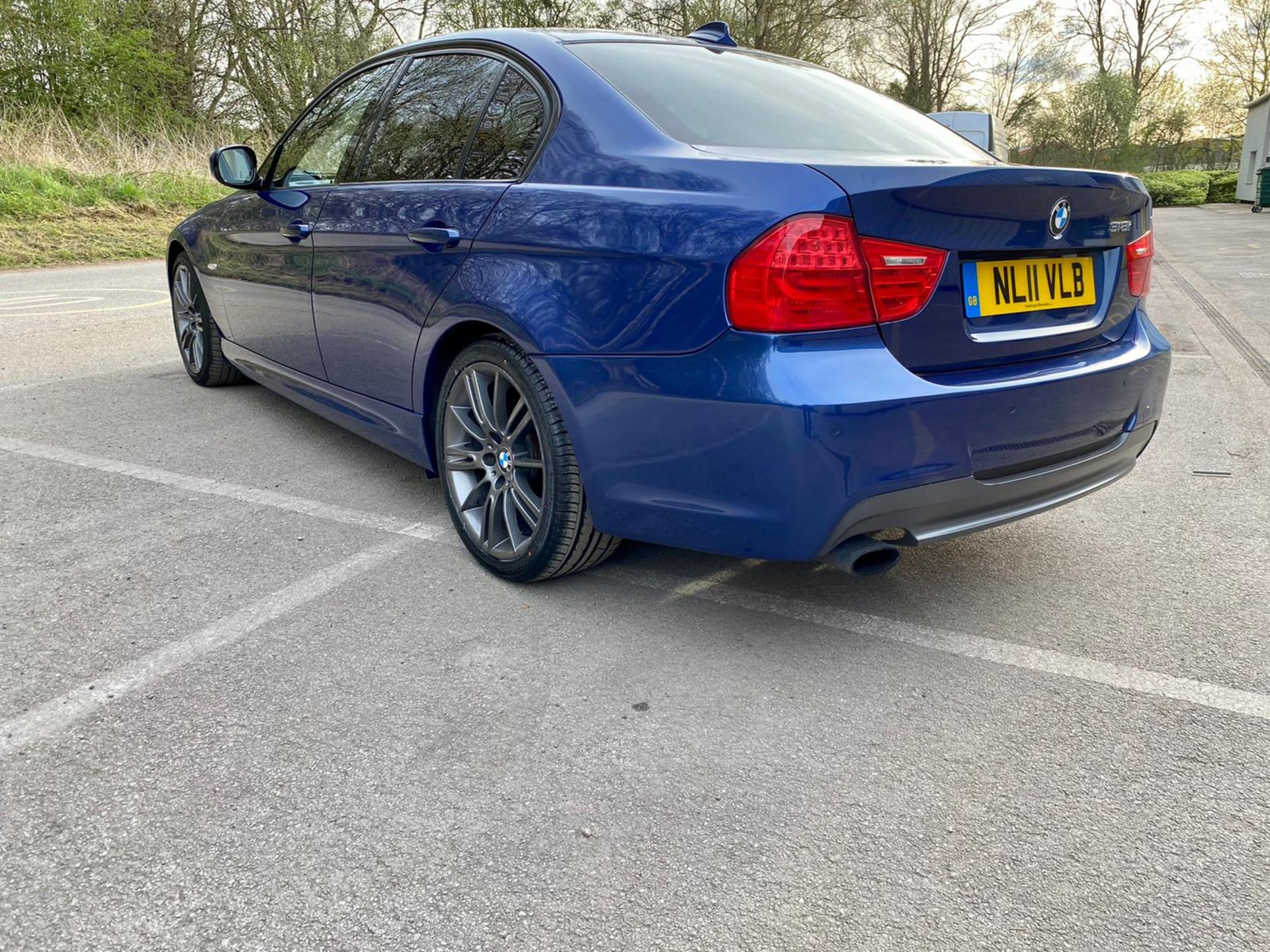 2011 BMW 318I SPORT PLUS EDITION BLUE SALOON, NEW TMING CHAIN, NEW 2 PIECE CLUTCH KIT *NO VAT* - Image 4 of 15