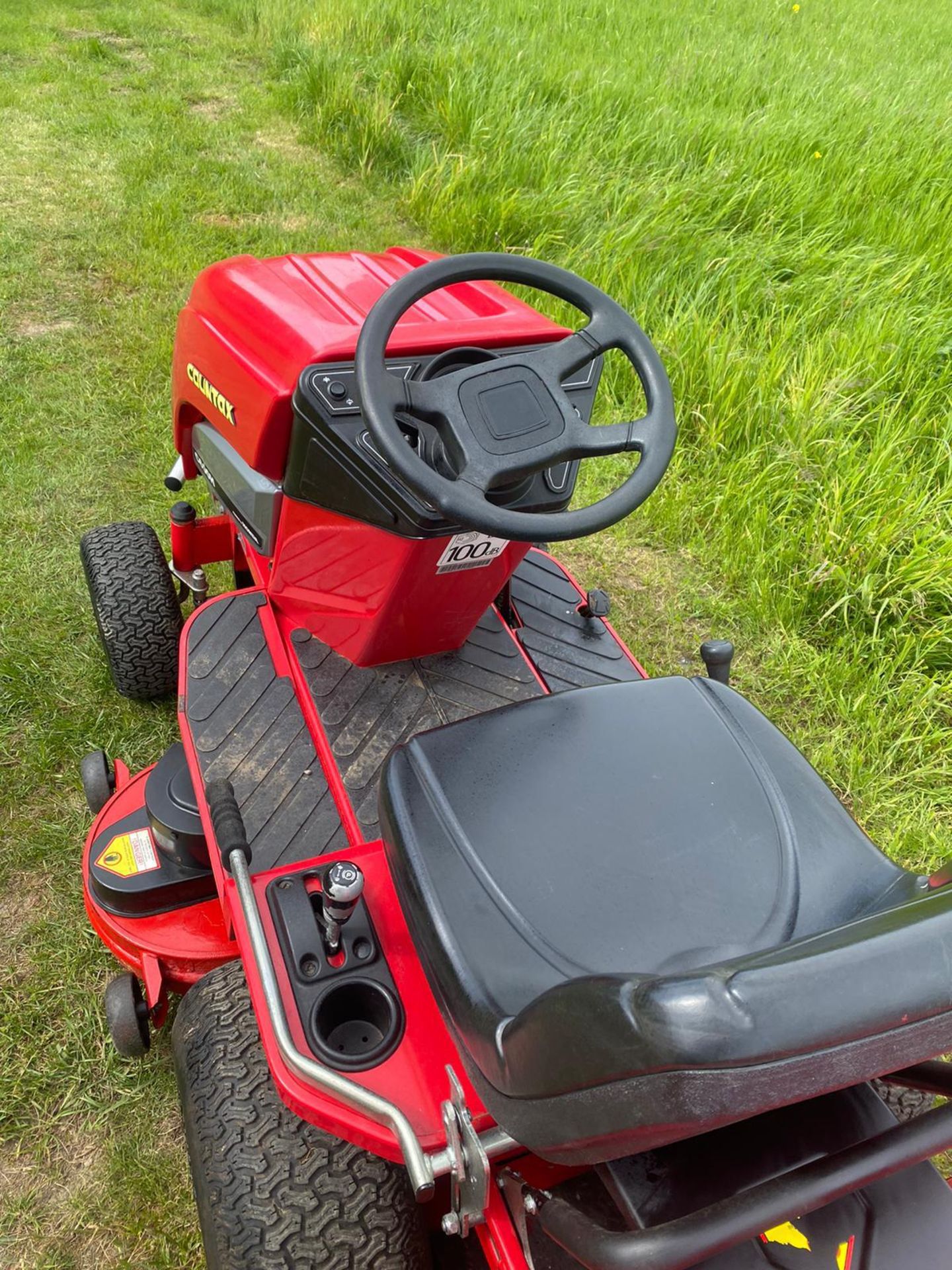 COUNTAX C600H ride on lawn mower, 42 inch cutting deck *PLUS VAT* - Image 8 of 8