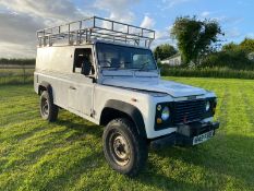 LAND ROVER 110 DEFENDER TURBO DIESEL WHITE 200TDI *NO VAT*