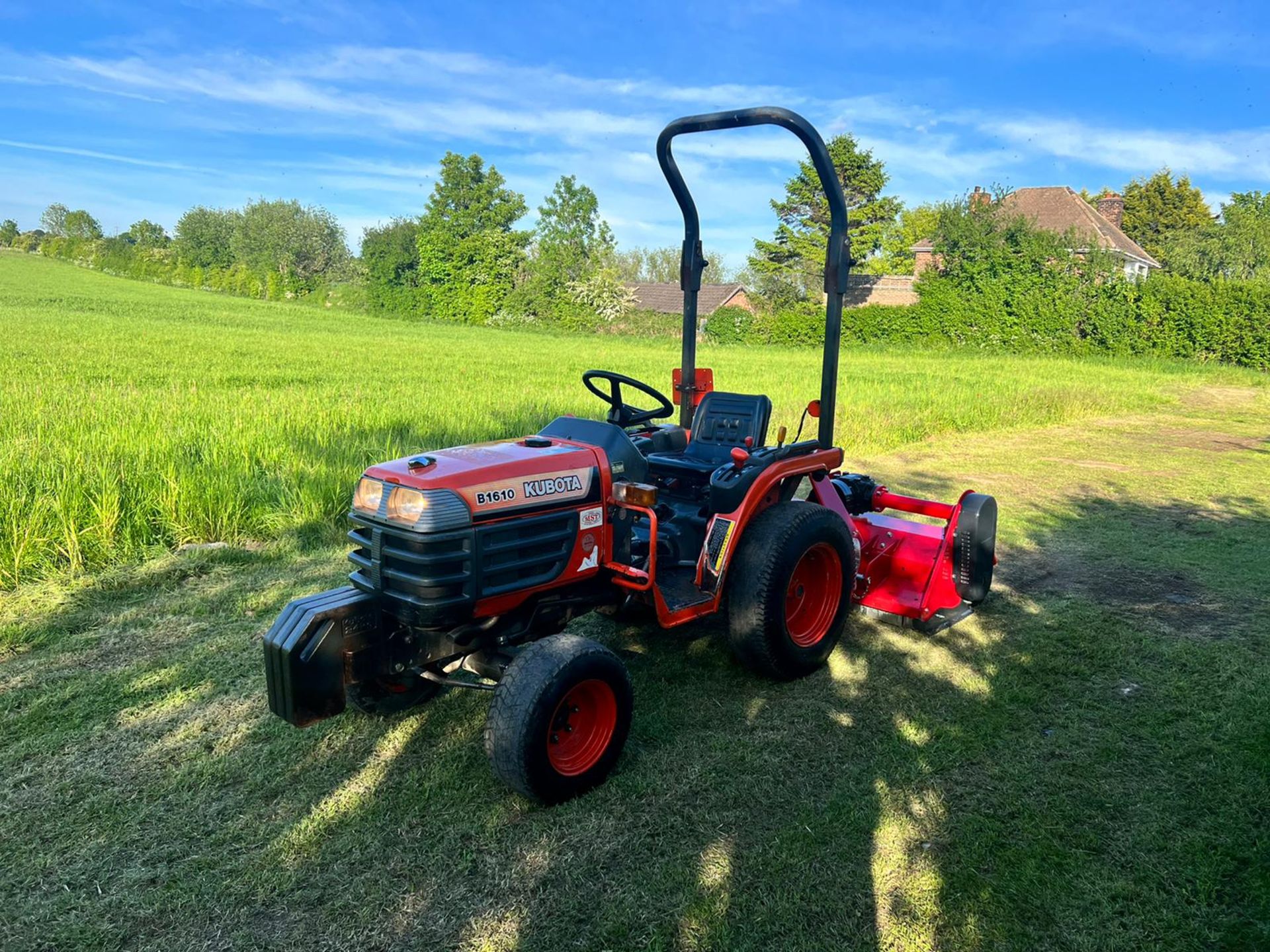 Kubota B1610 4WD Compact Tractor With New And Unused Winton 1.25 Metre Flail Mower *PLUS VAT* - Image 6 of 17