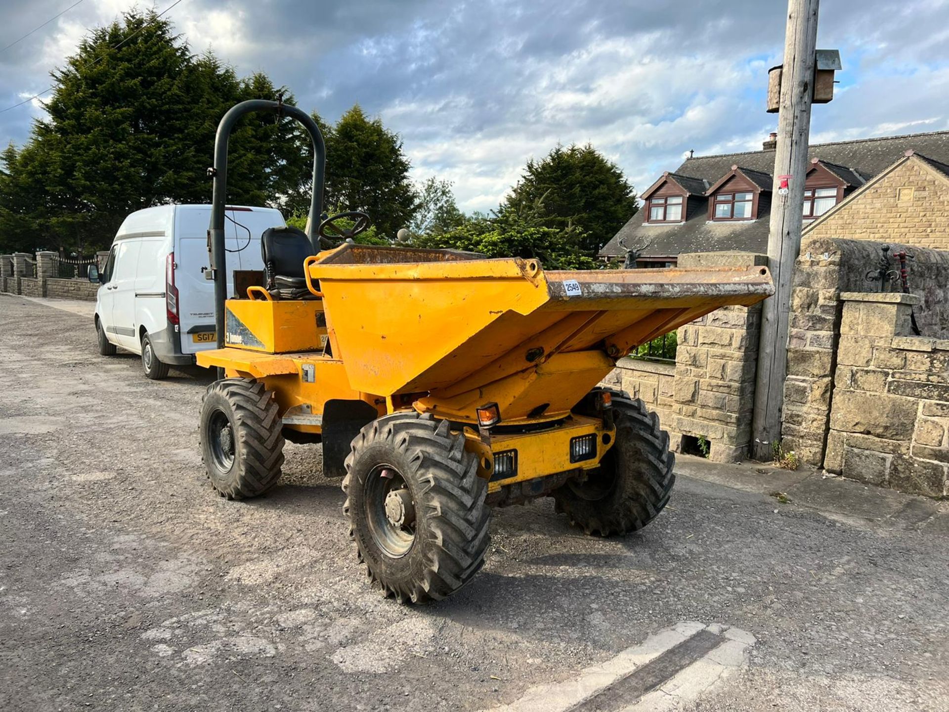 2010/59 THWAITES MACH 578 3 TON SWIVEL 4WD DUMPER *PLUS VAT* - Image 2 of 19