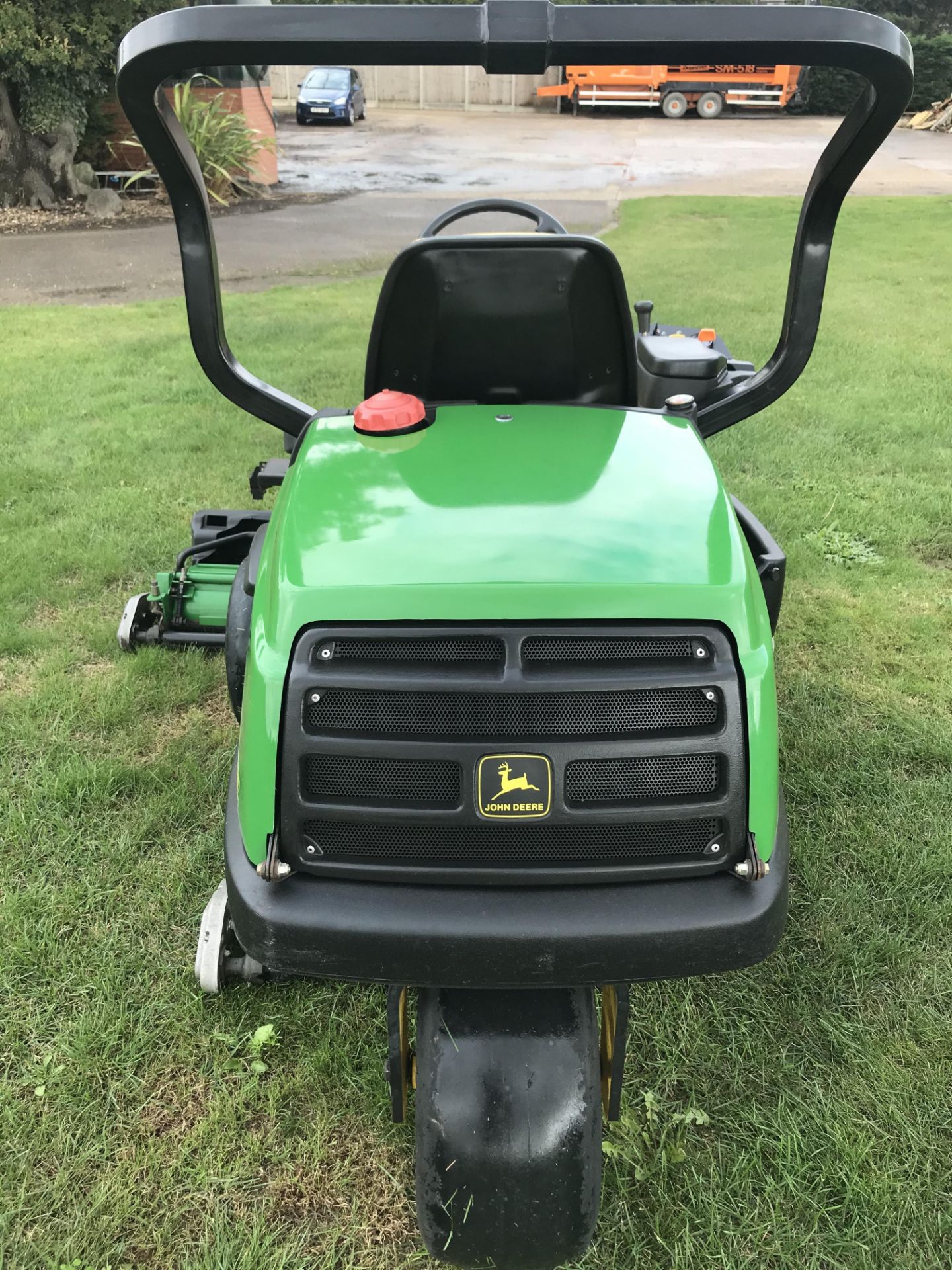 JOHN DEERE 2500 DIESEL COMMERCIAL MOWER, 3074 HOURS *PLUS VAT* - Image 5 of 7