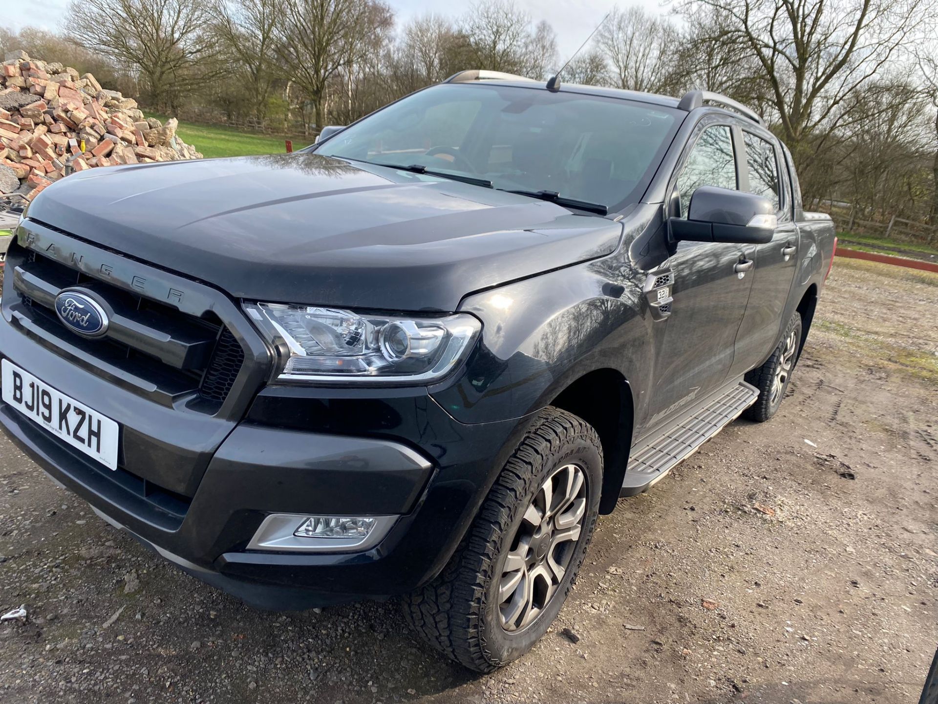 2019 FORD RANGER WILDTRAK 4X4 DCB TDCI AUTO BLACK PICK UP, 65K MILES *PLUS VAT* - Image 2 of 5