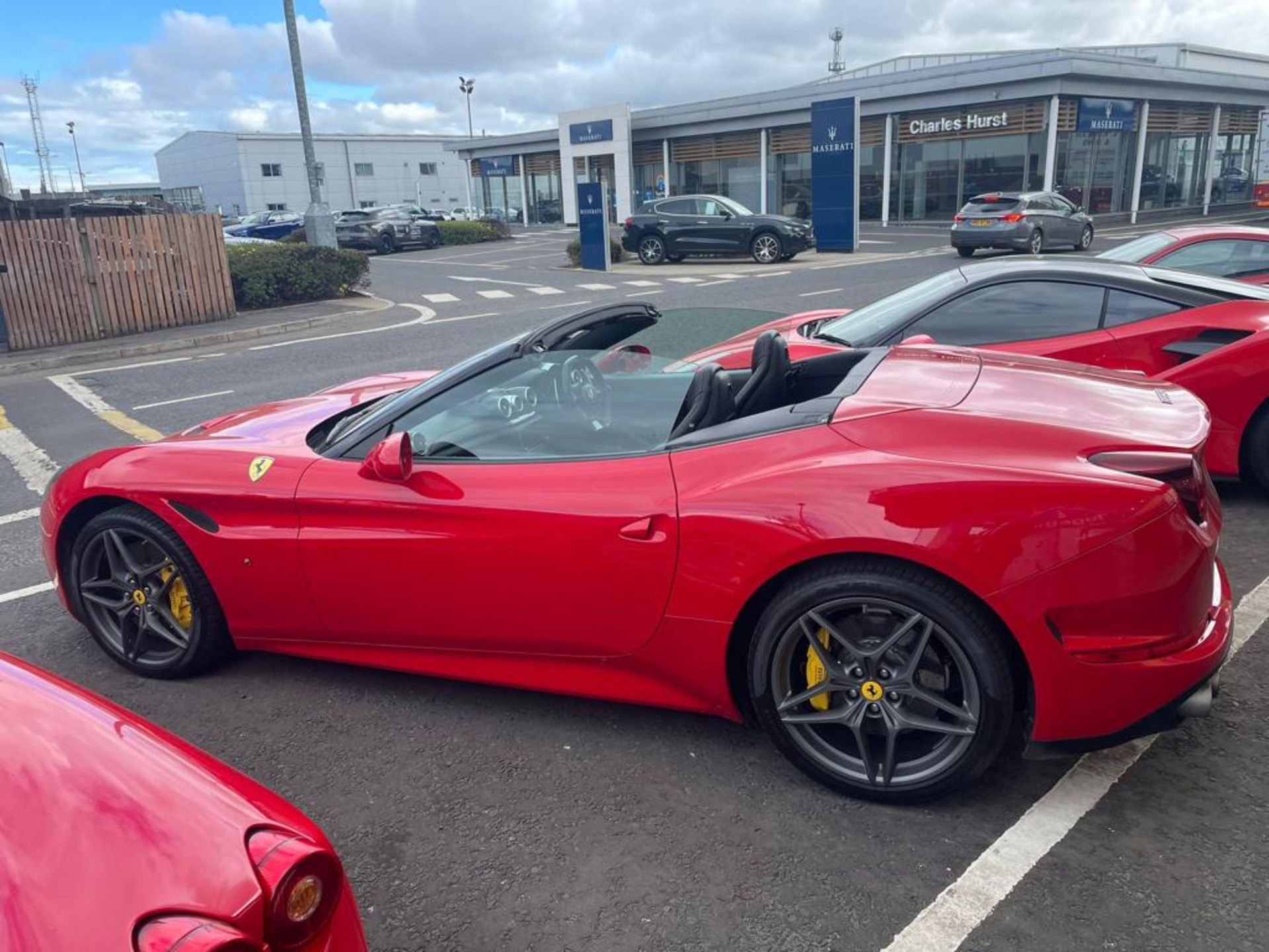 2015 FERRARI CALIFORNIA T DD SEMI AUTO, 21K MILES *NO VAT* - Image 3 of 9