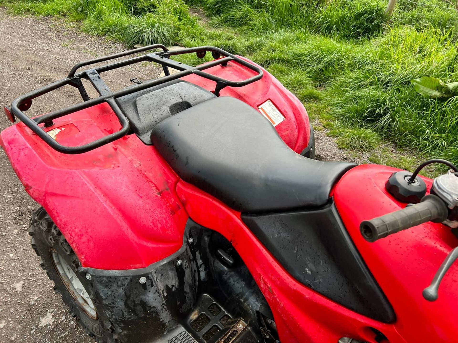 HONDA TRX420 FARM QUAD, runs and drives well, 2and 4 wheel drive, good tyres all around *PLUS VAT* - Image 7 of 13