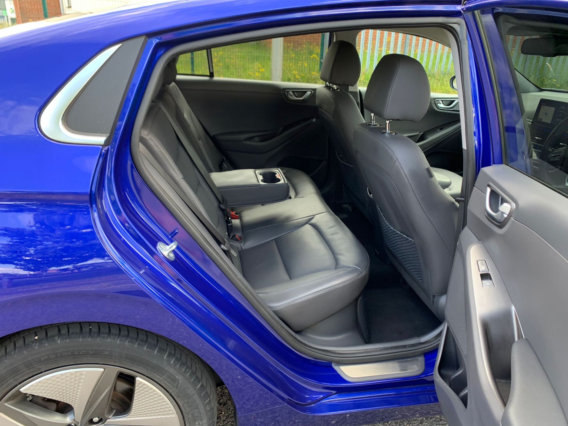 2019/69 HYUNDAI IONIQ PREMIUM SE HEV SEMI AUTO BLUE HATCHBACK, 9535 MILES *NO VAT* - Image 13 of 25