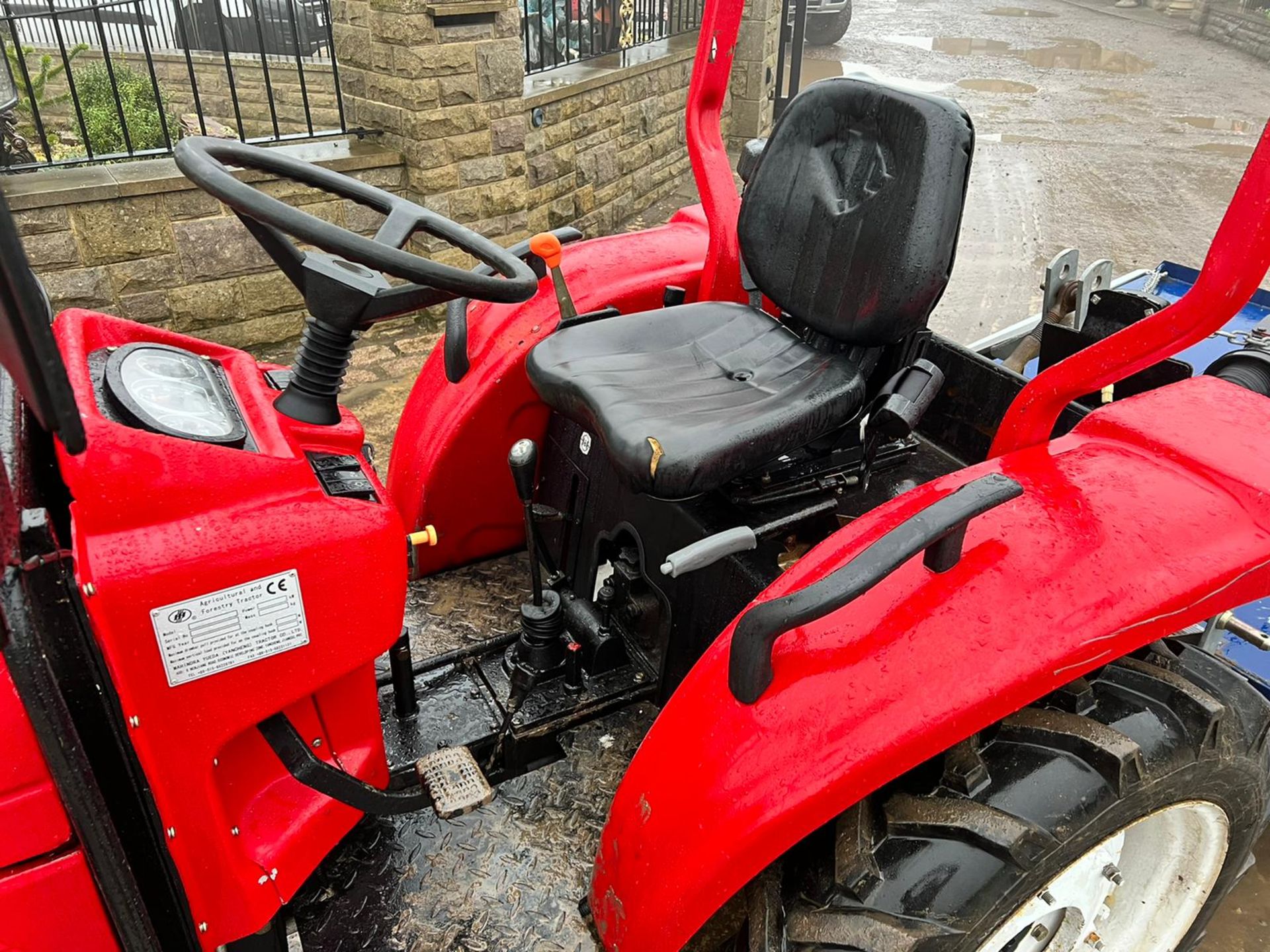 SIROMER 204E 20hp 4WD COMPACT TRACTOR WITH TOPPER, RUNS DRIVES AND CUTS, 326 HOURS *PLUS VAT* - Image 12 of 15