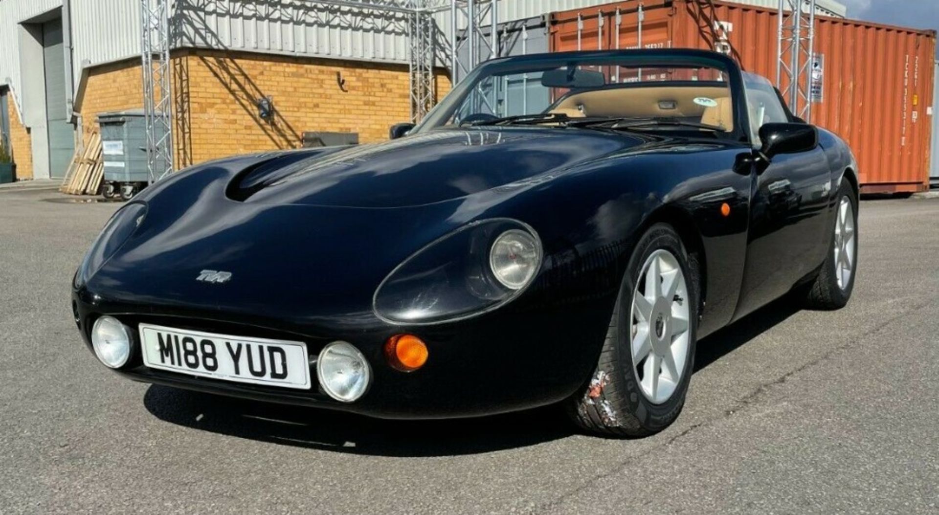 TVR GRIFFITH 500, 1995 M REG IN MOONRAKER BLACK *NO VAT* - Image 14 of 26