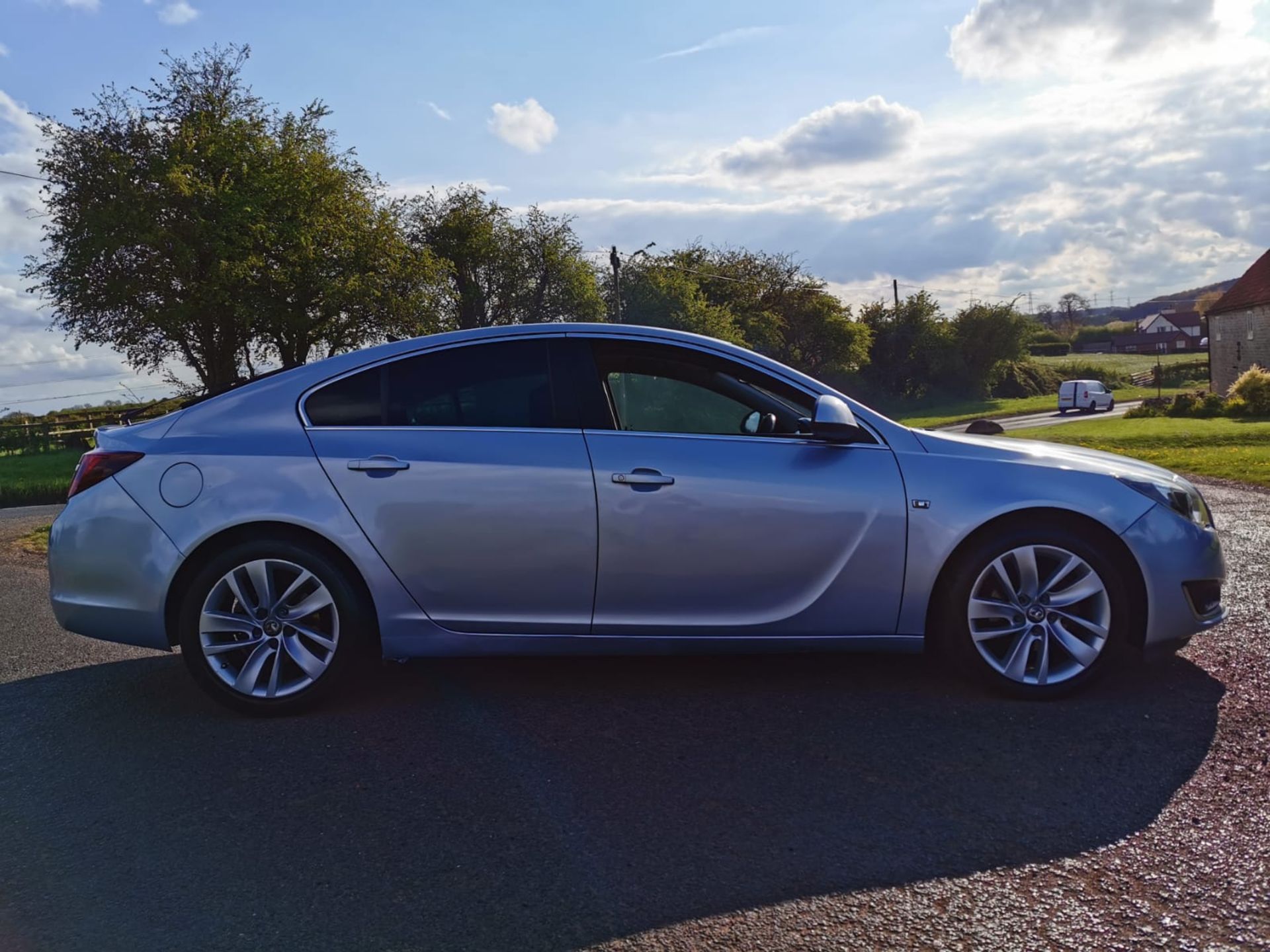 2014 VAUXHALL INSIGNIA ELITE NAV CDTI ECO SILVER HATCHBACK, 97,728 MILES *NO VAT* - Image 8 of 24