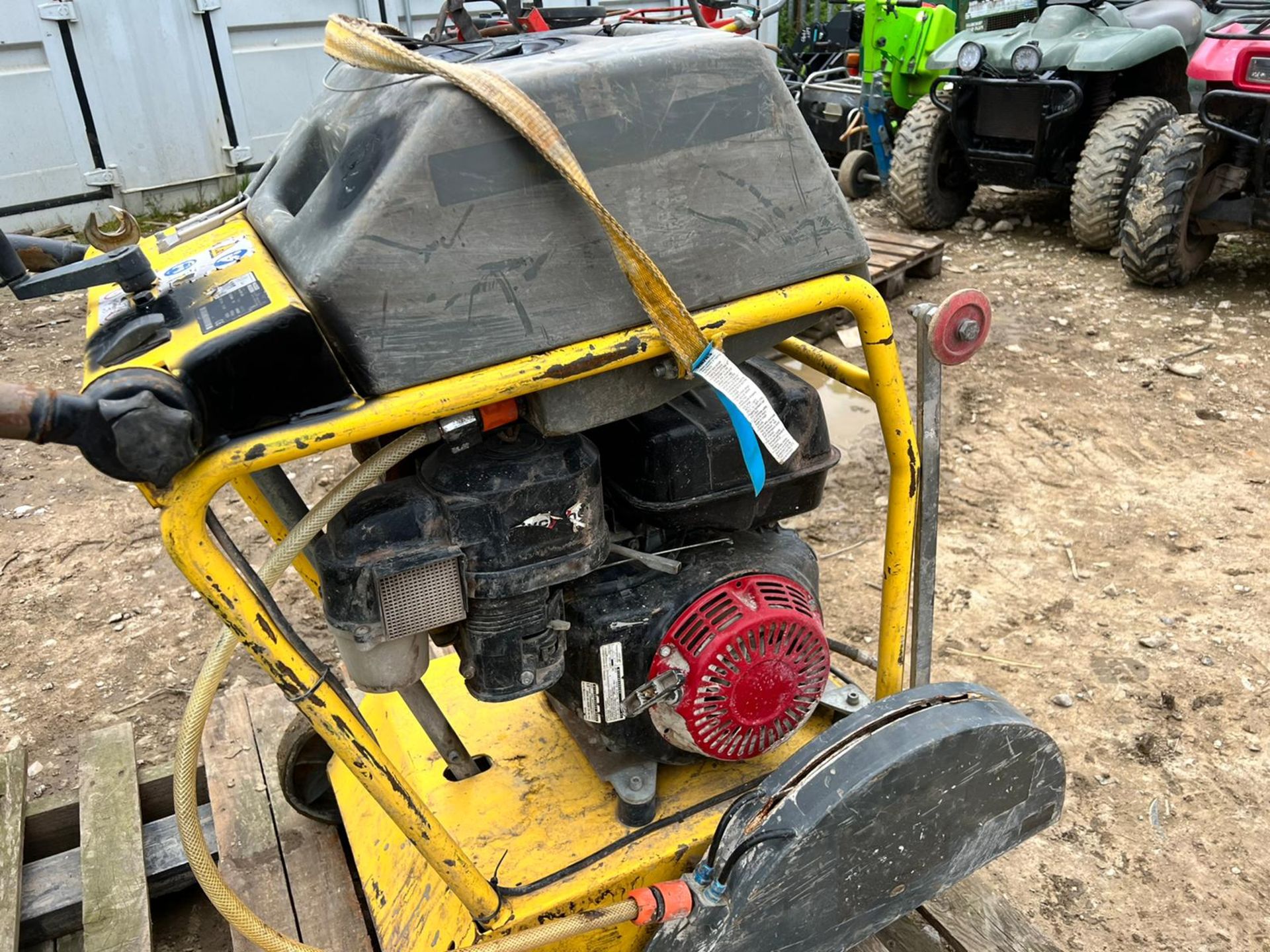 2016 Wacker Neuson BFS1345 Floor Saw, Honda GX390 Engine, Water Tank Is Included *PLUS VAT* - Image 5 of 8