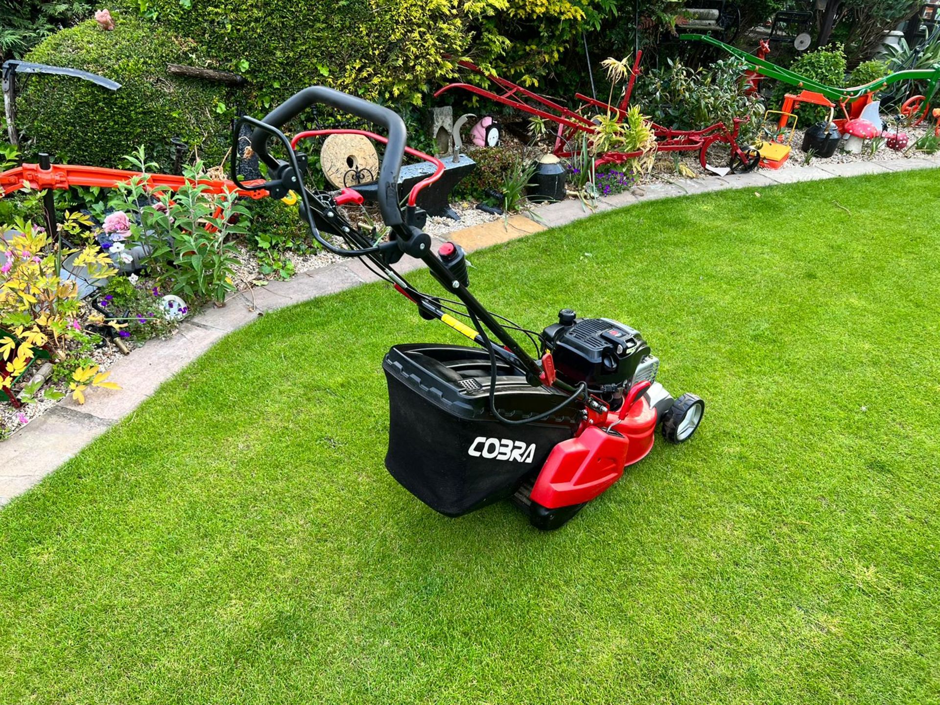 2018 COBRA RM433SPBI SELF PROPELLED LAWN MOWER *NO VAT* - Image 6 of 14