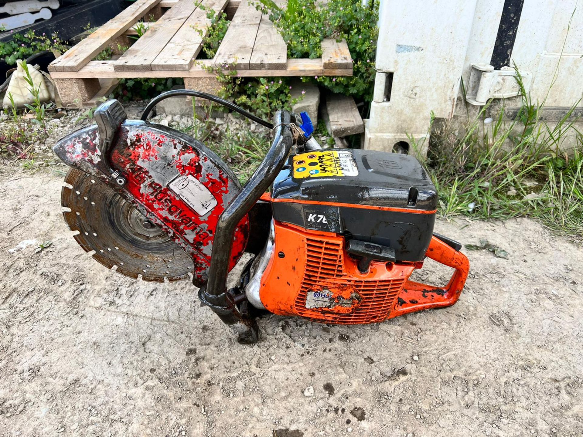 HUSQVARNA K760 PETROL DISC CUTTER, RUNS AND WORKS, C/W 12" BLADE *PLUS VAT*