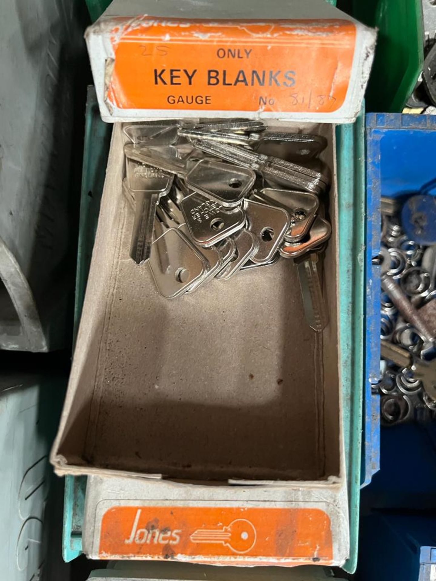 MORTICE KEYS YALE UNION MM SERIES KEY CUTTING STATION WITH ALL BLANKS AS SHOWN *NO VAT* - Image 18 of 36